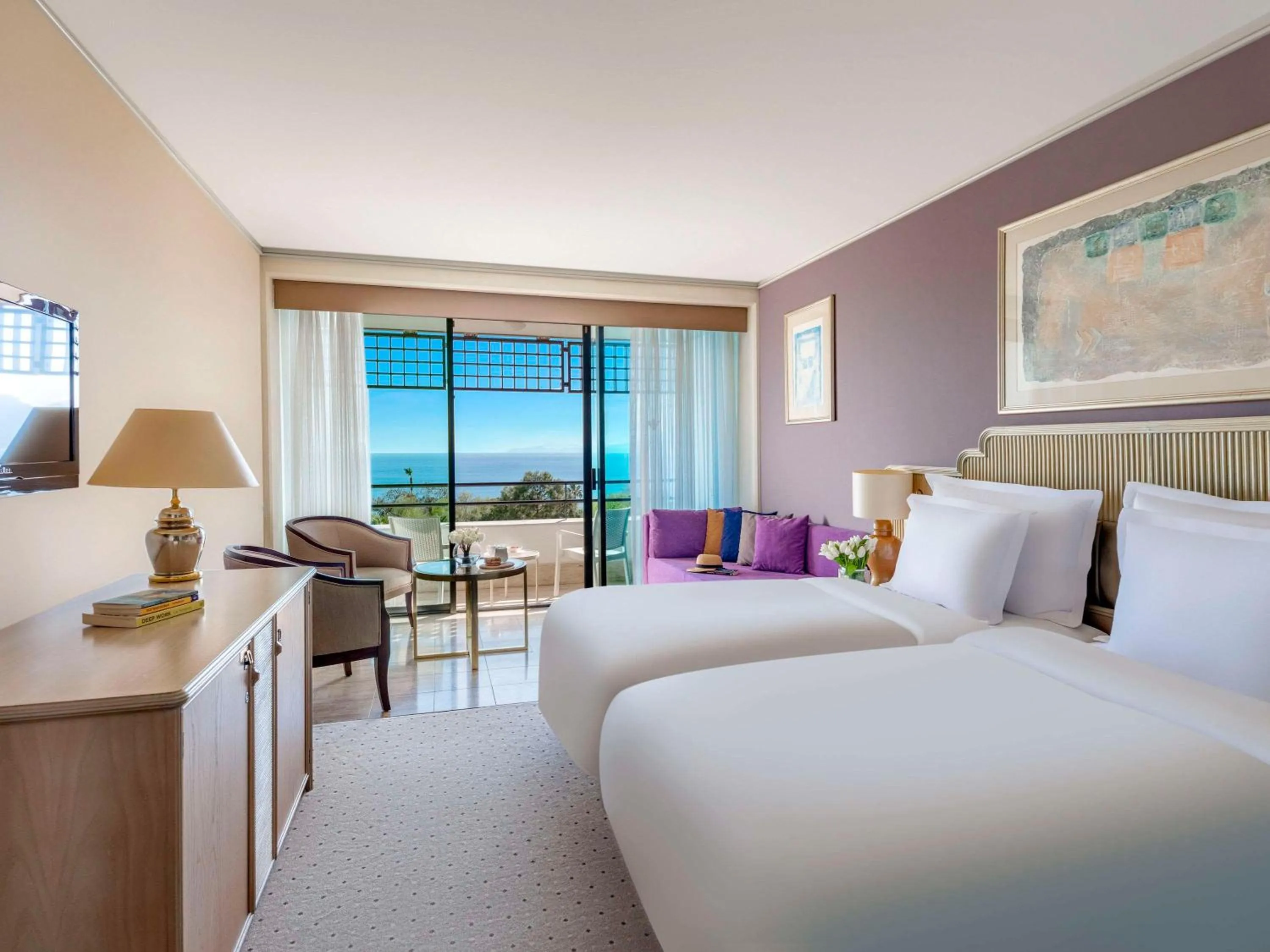 Bedroom, Bed in Rixos Downtown Antalya - The Land Of Legends Access