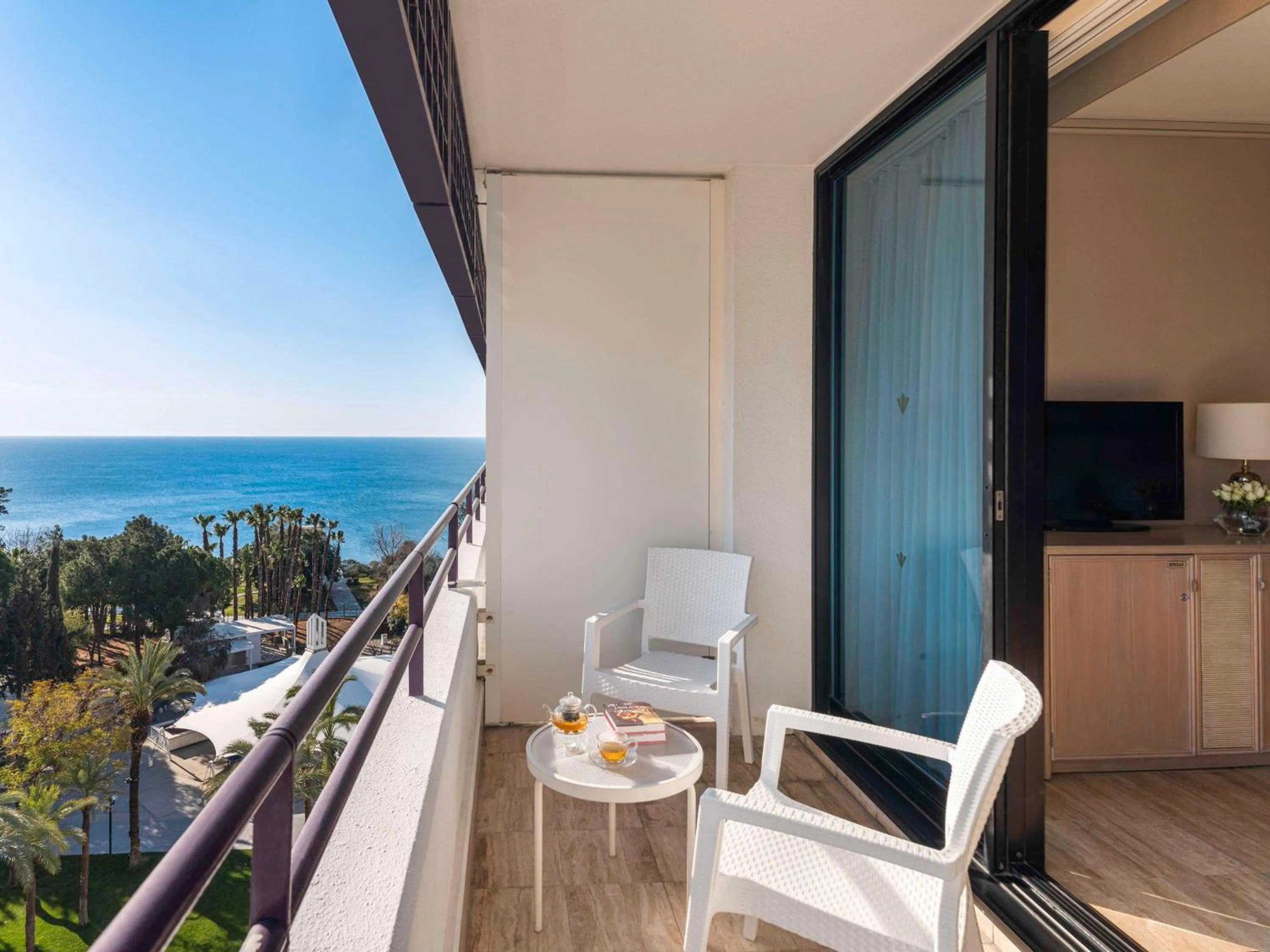 Bedroom in Rixos Downtown Antalya - The Land Of Legends Access