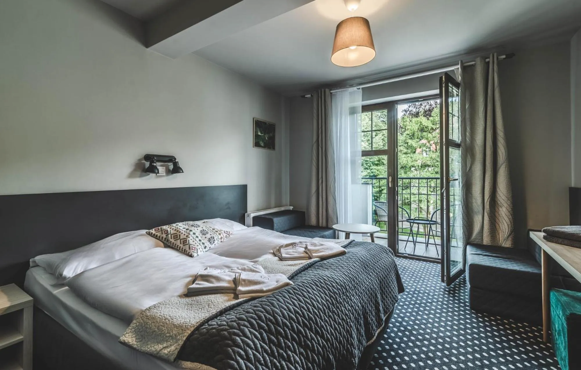 Photo of the whole room, Bed in Medical Wellness & SPA Werona