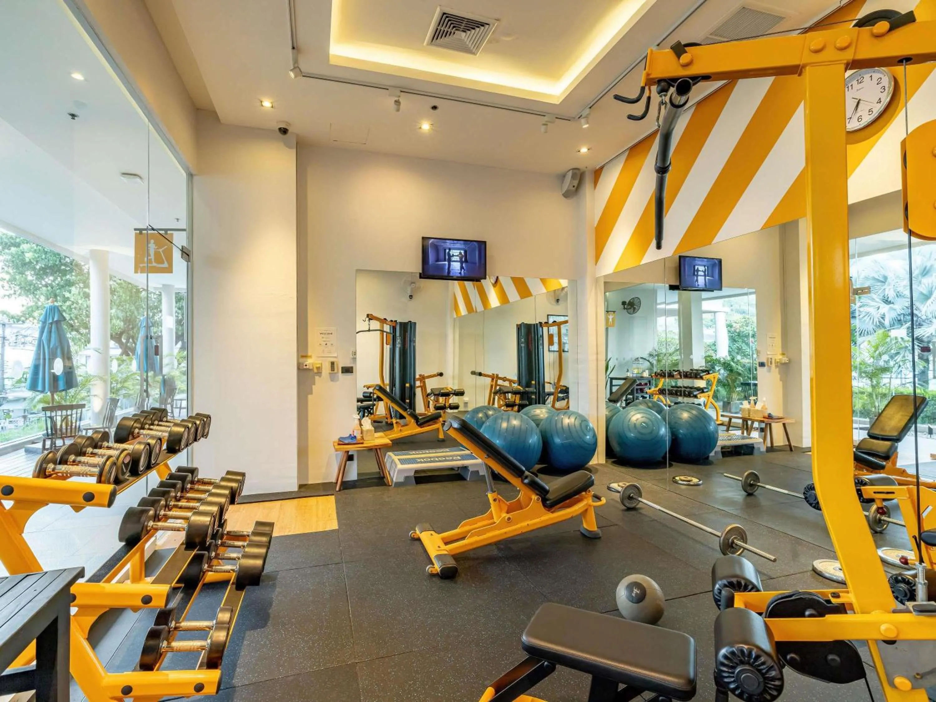Fitness centre/facilities in Grand Mercure Phuket Patong