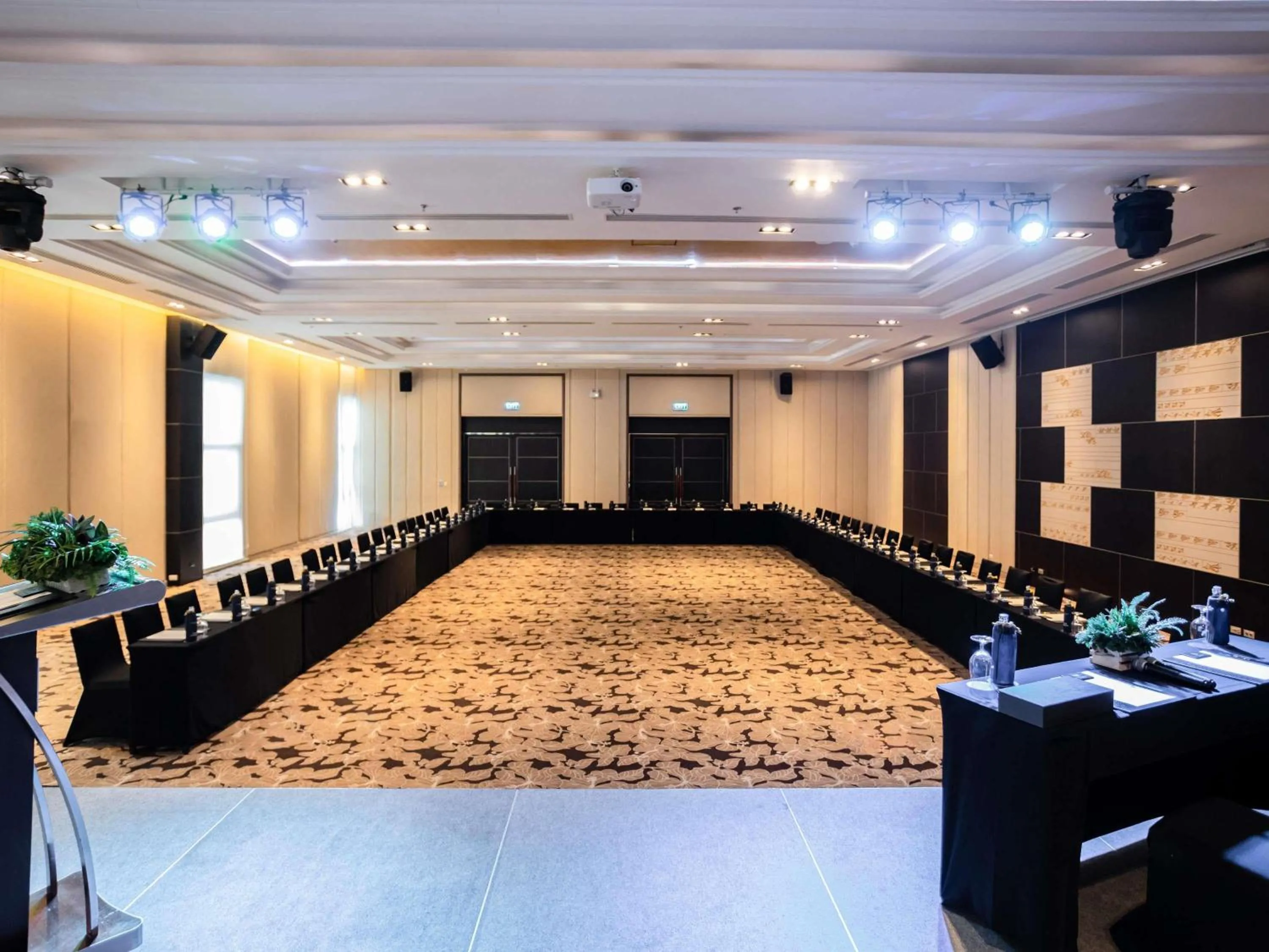 Meeting/conference room in Grand Mercure Phuket Patong