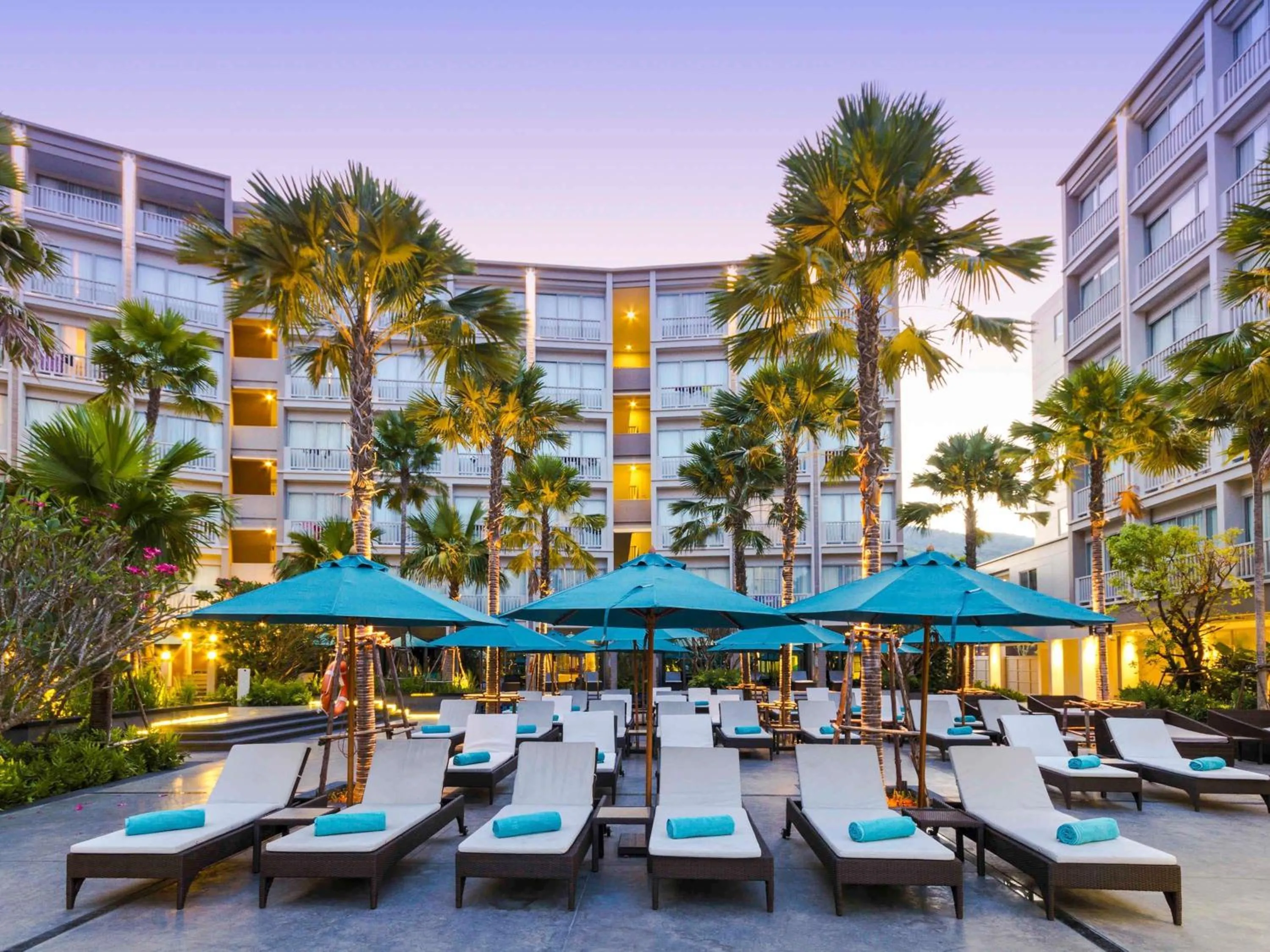 Property building in Grand Mercure Phuket Patong