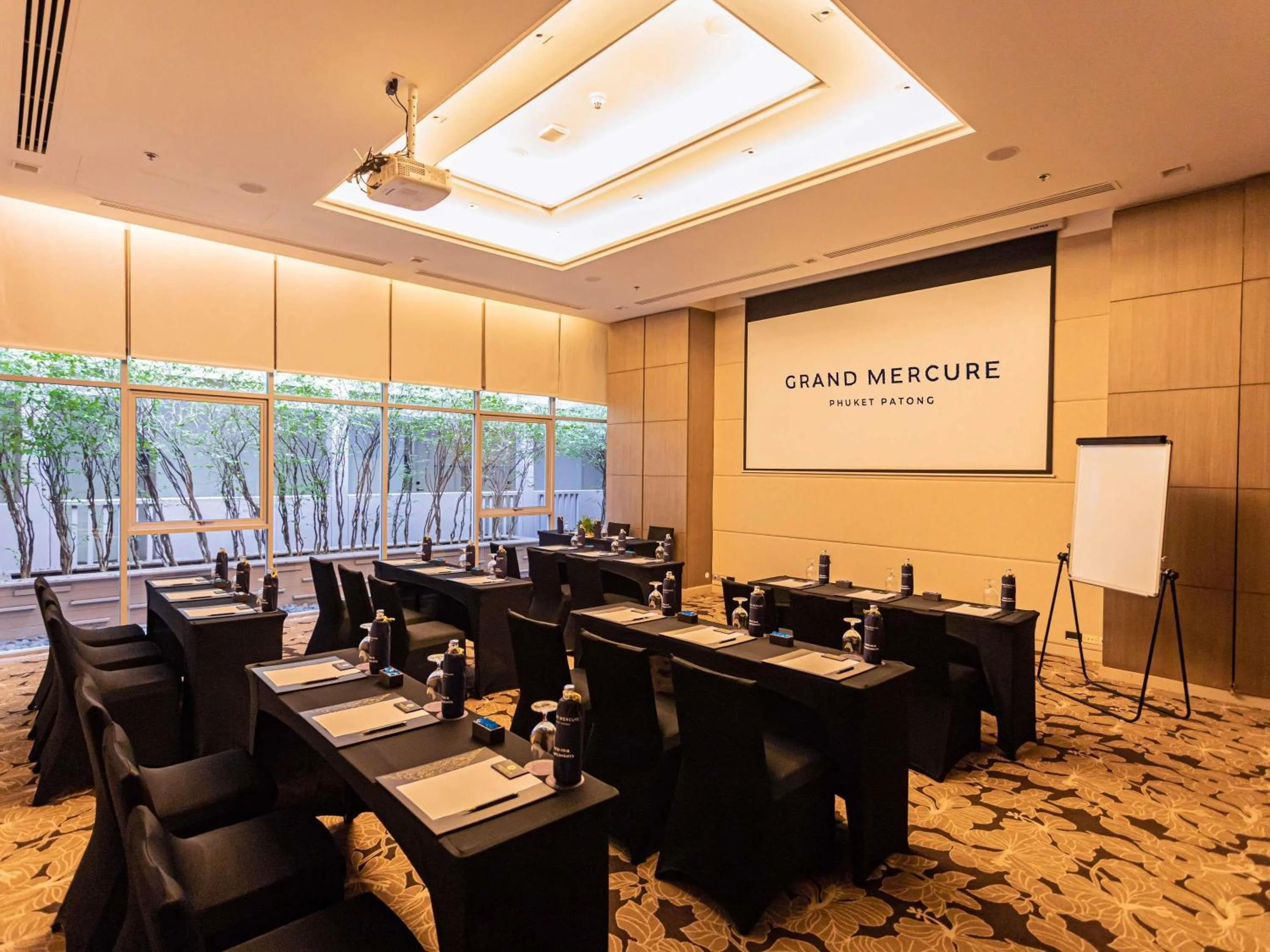 Meeting/conference room in Grand Mercure Phuket Patong