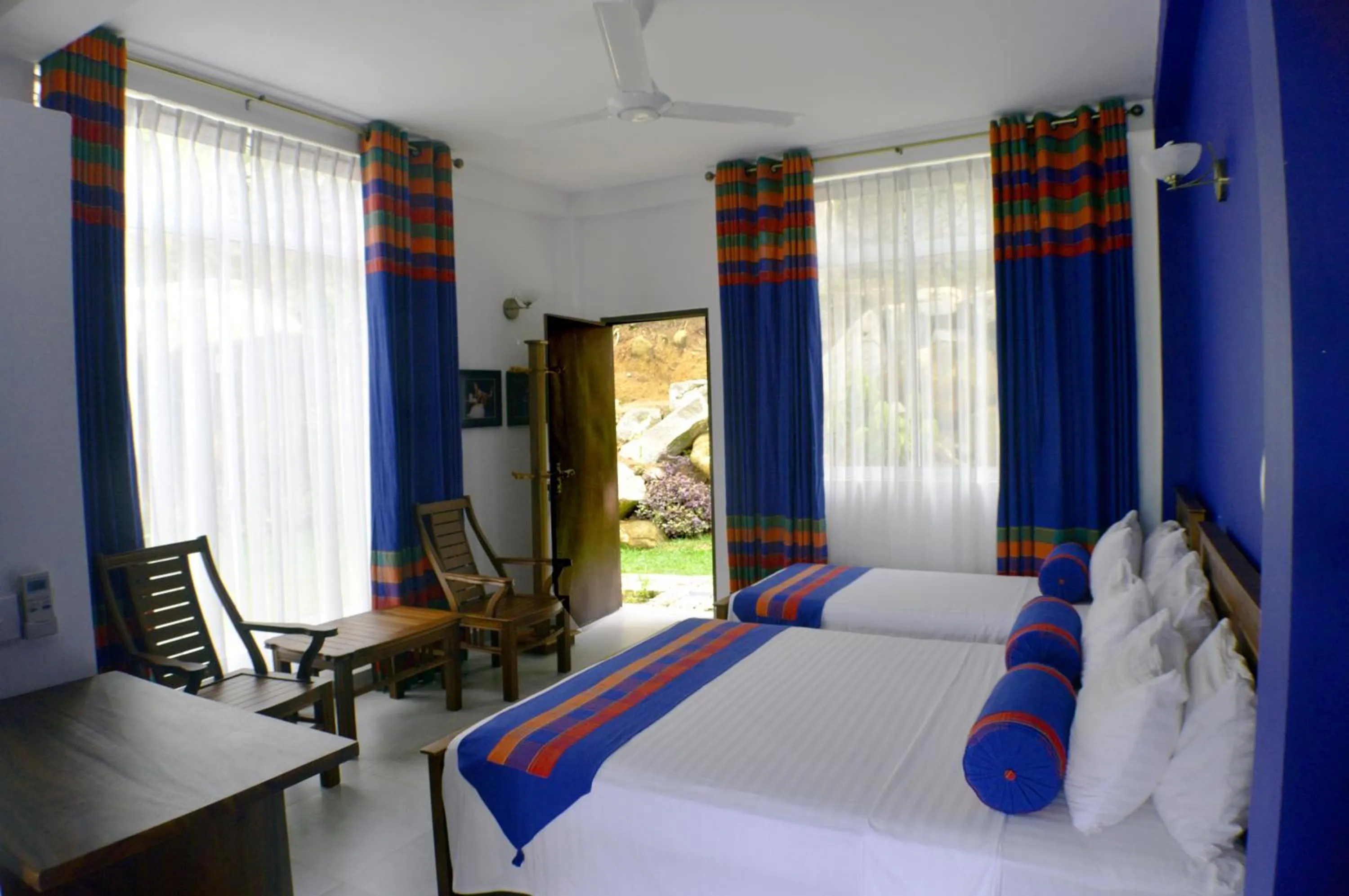 Bedroom, Bed in Villa Baywatch, Rumassala