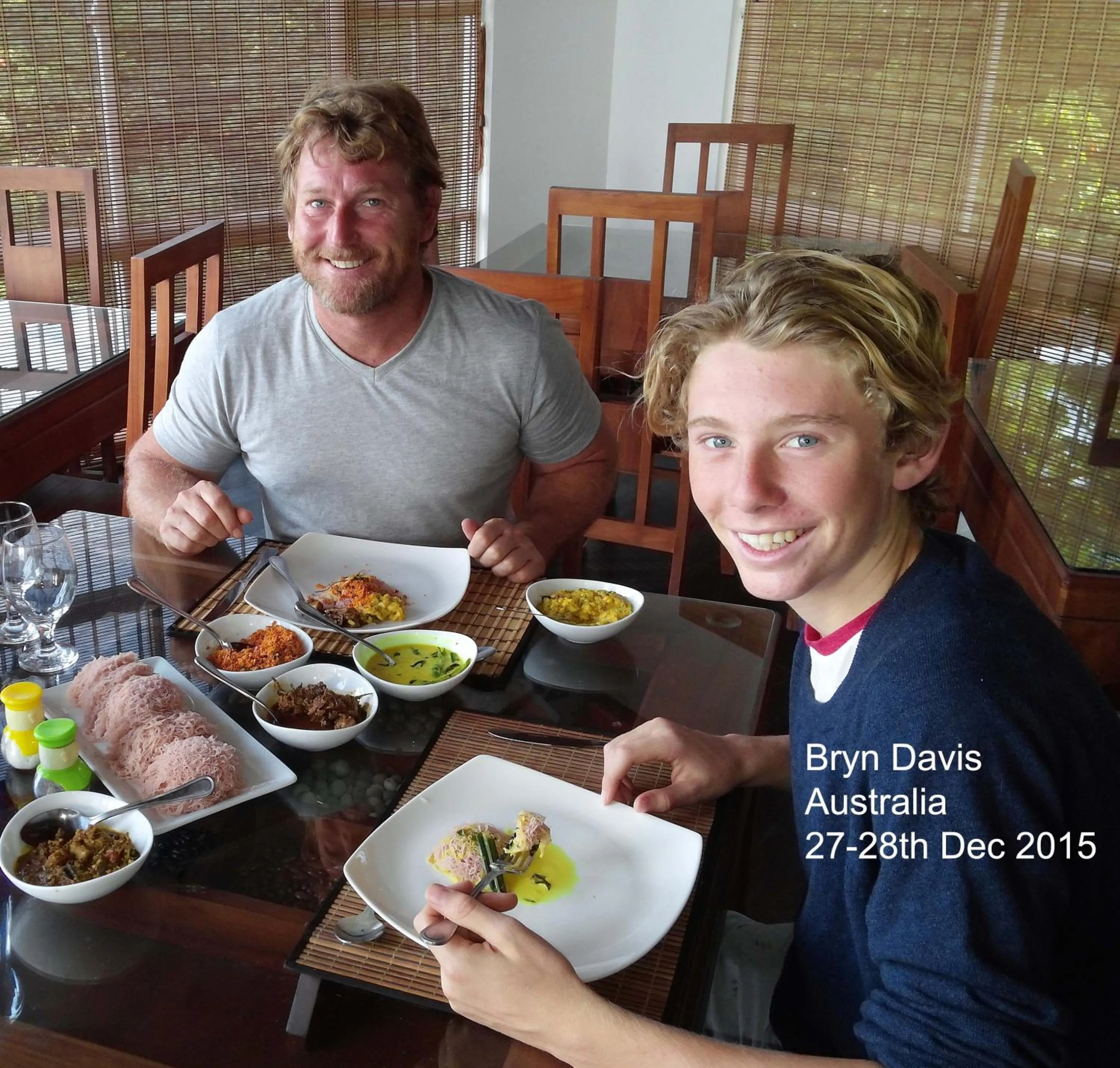 Breakfast in Villa Baywatch, Rumassala