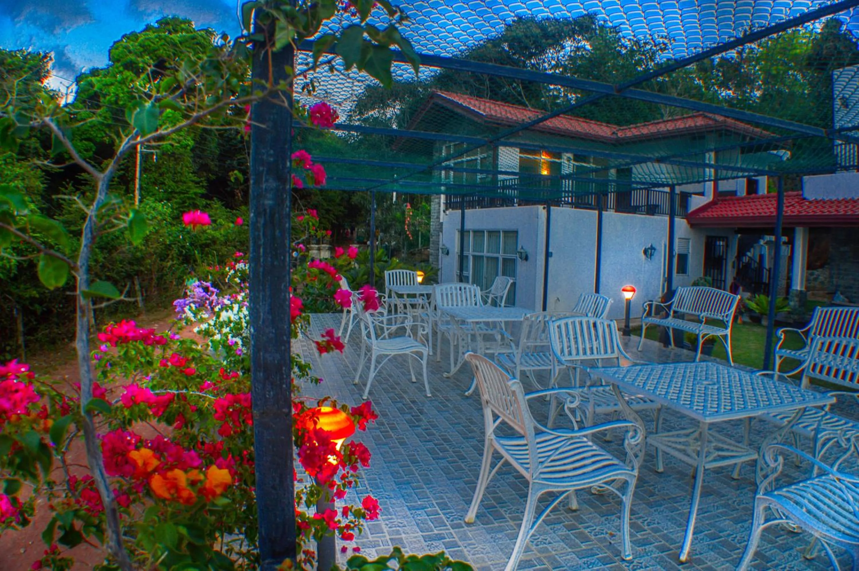 BBQ facilities in Villa Baywatch, Rumassala