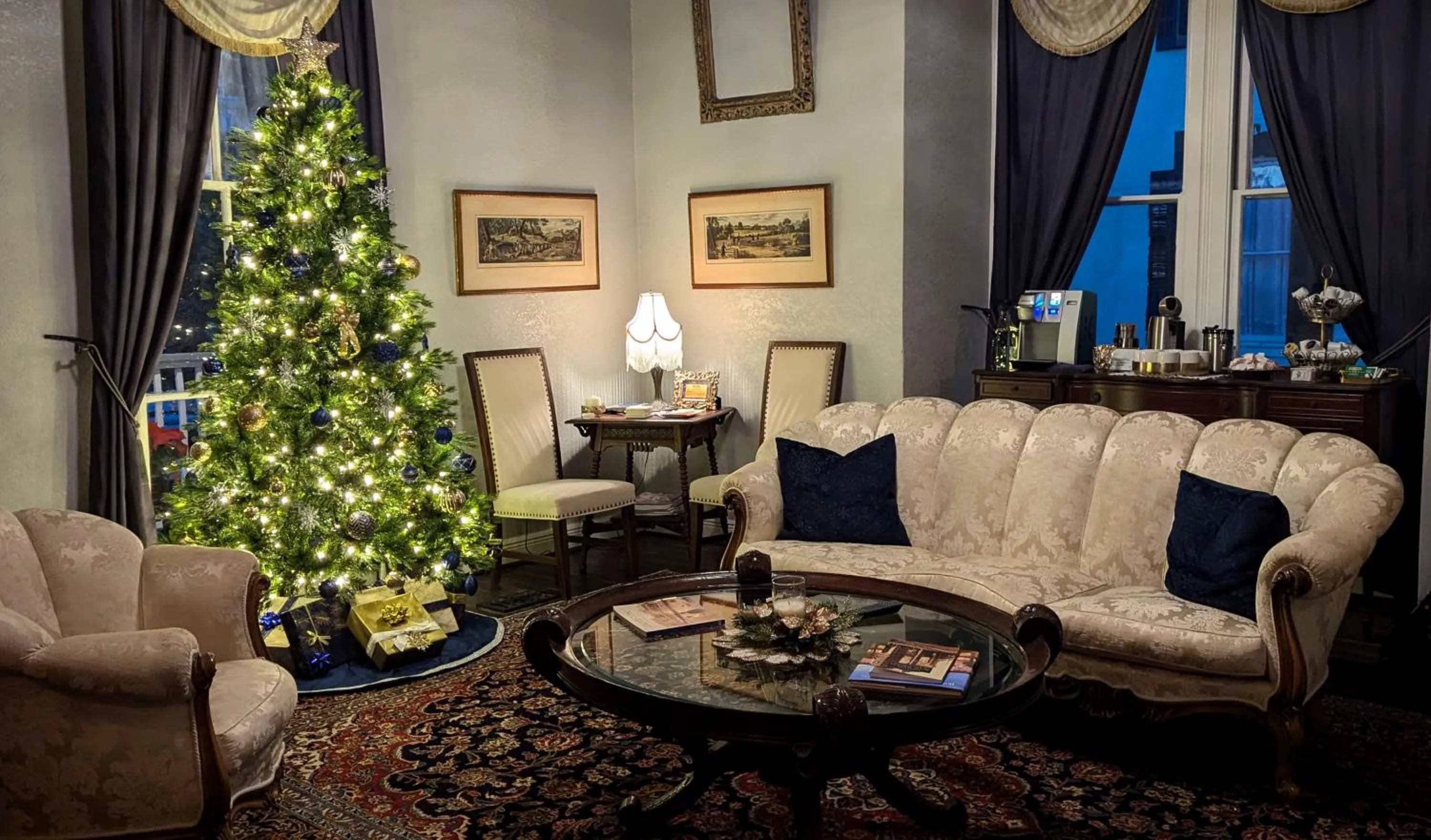 Living room in The 1890 Freeman House
