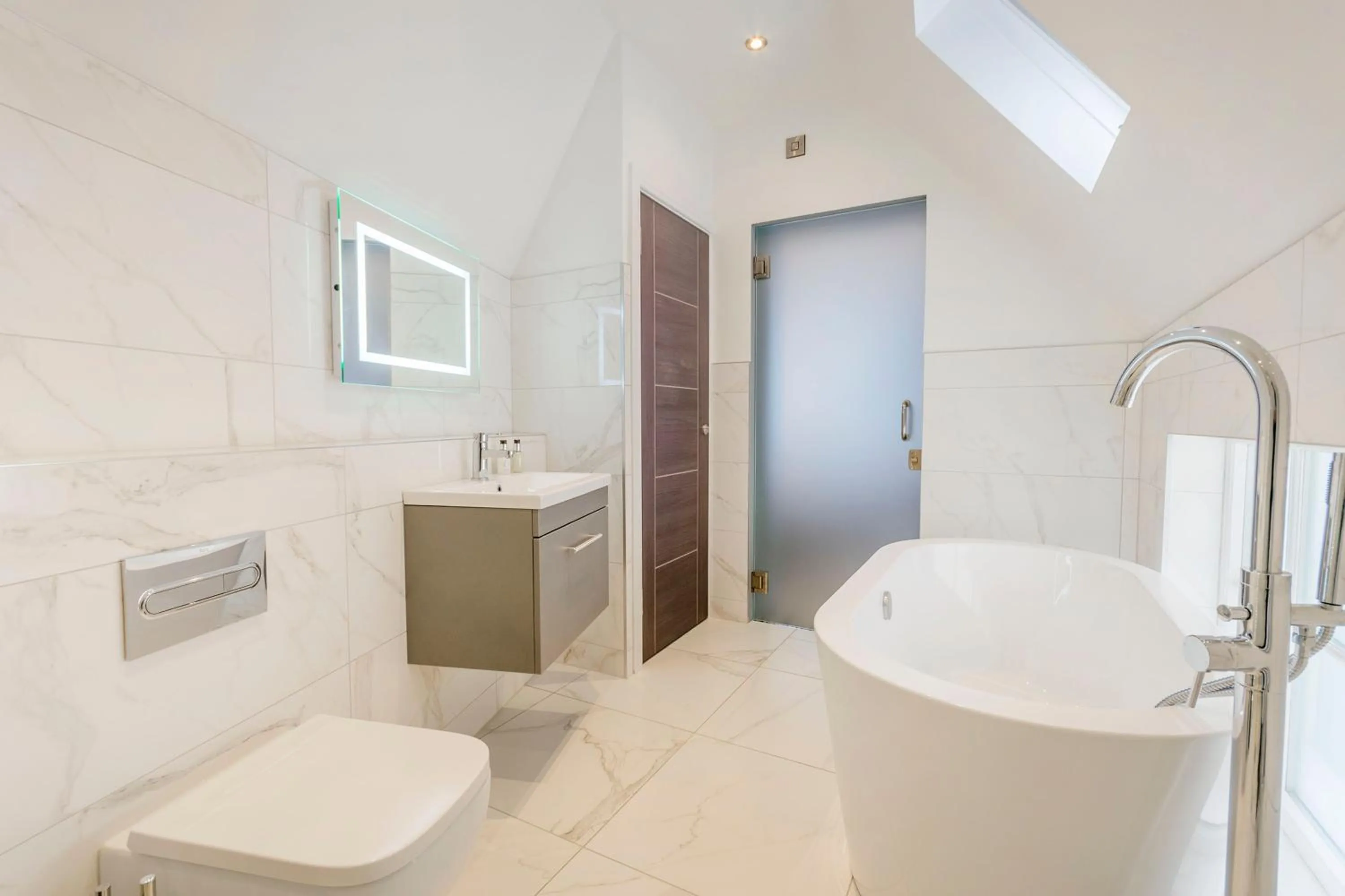 Bathroom in The Old School Room - The Lace Market