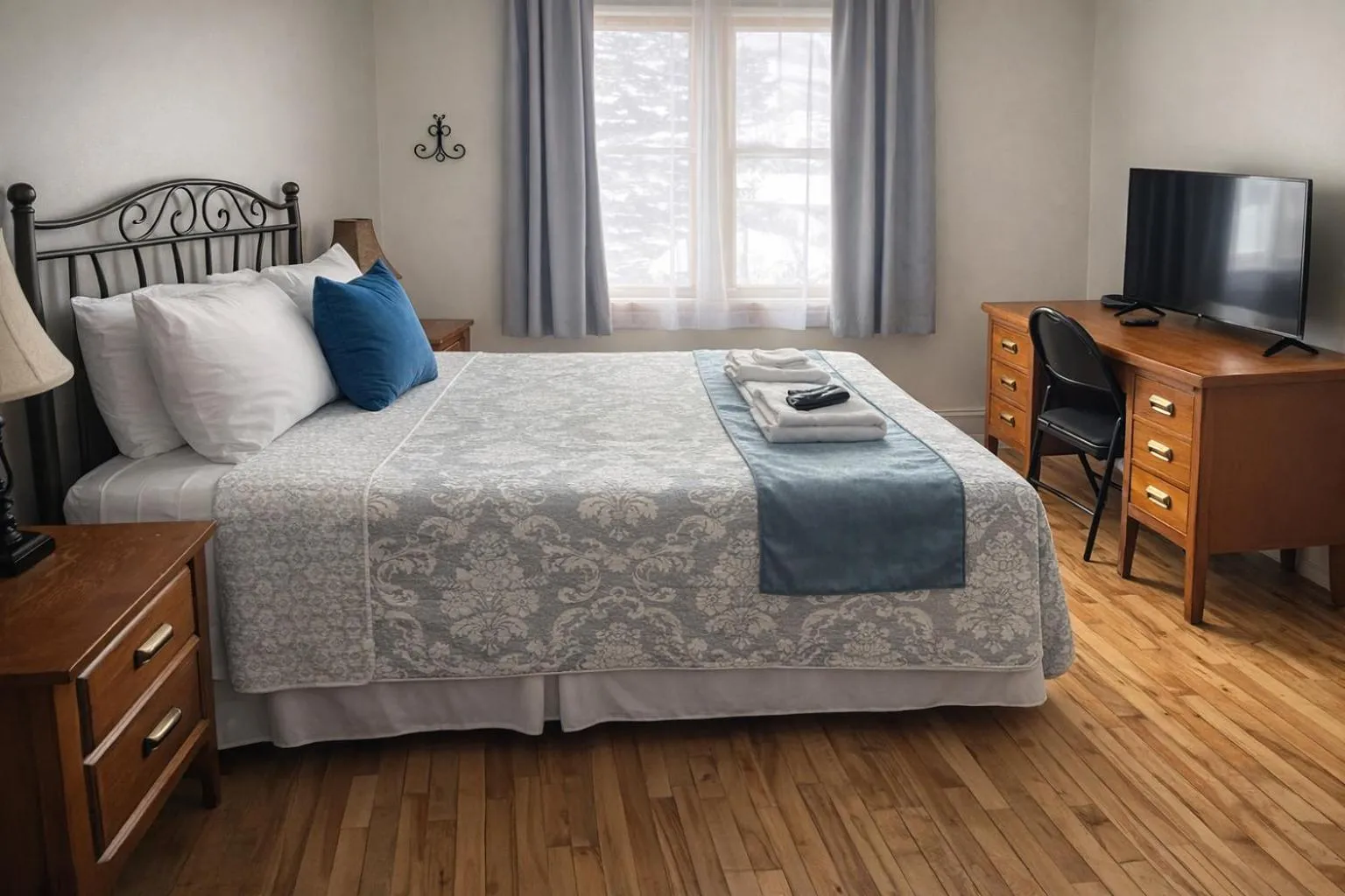 Bed in Auberge L'Orpailleur