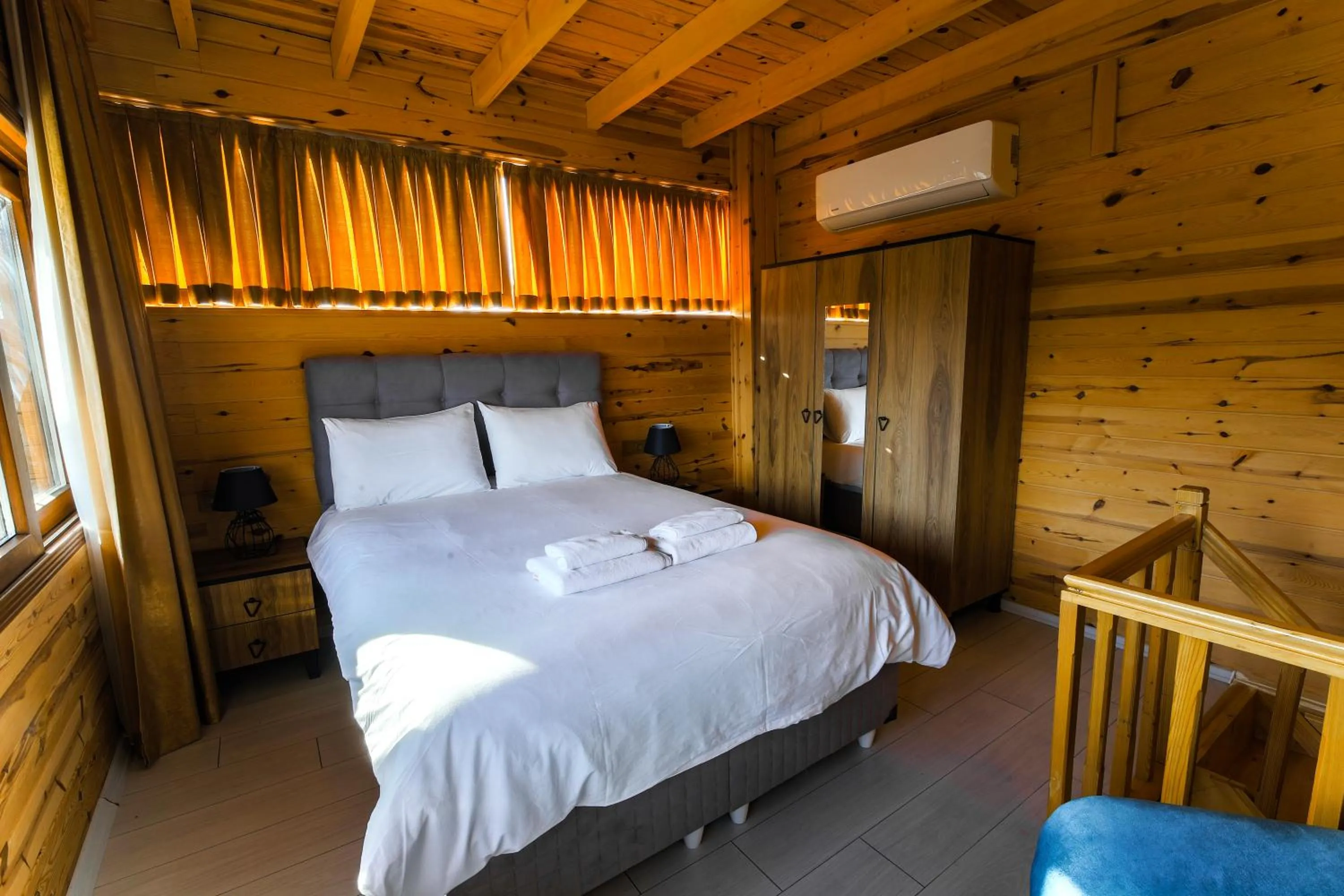 Bed in Sarı Köşk Hotel