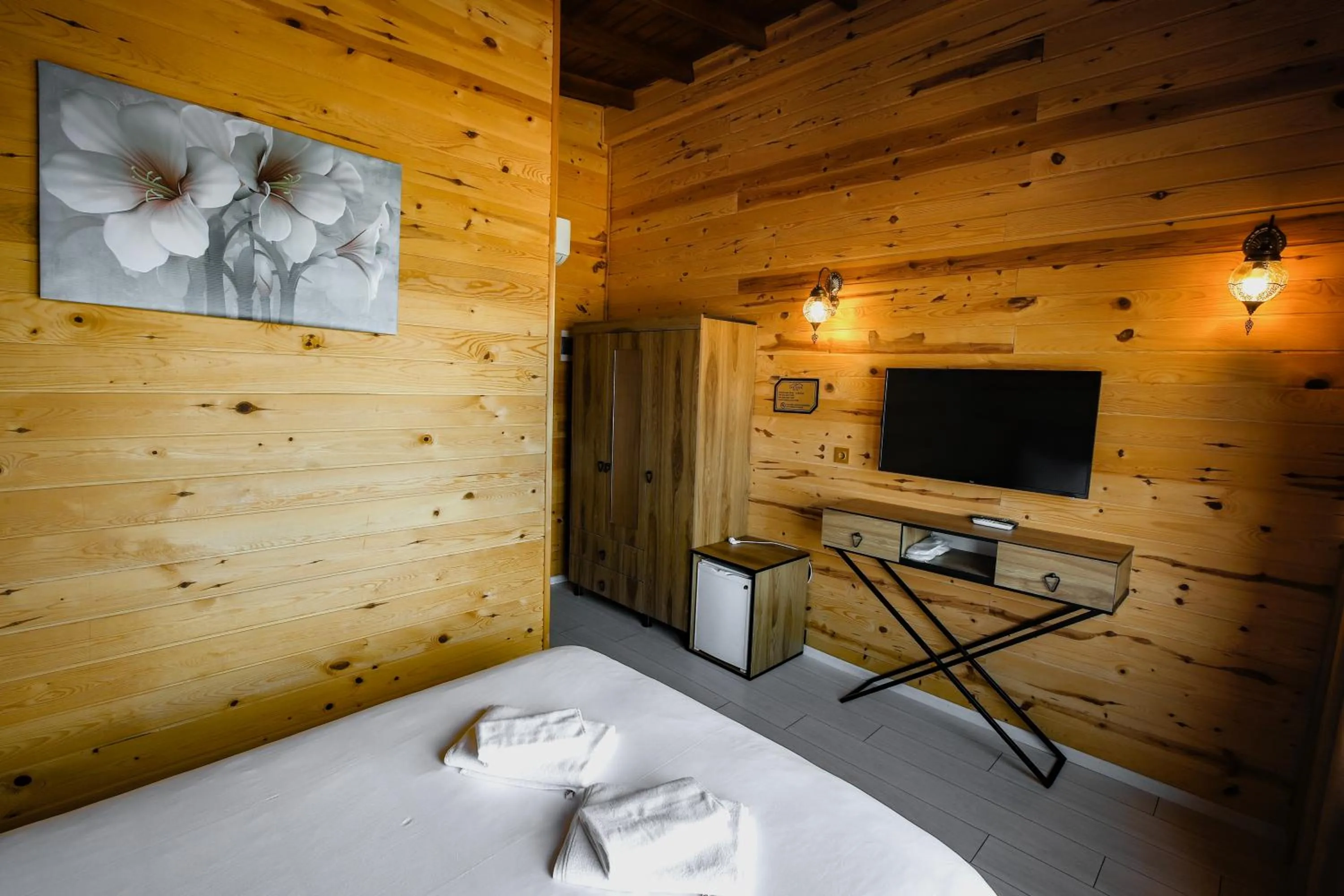 Bed in Sarı Köşk Hotel