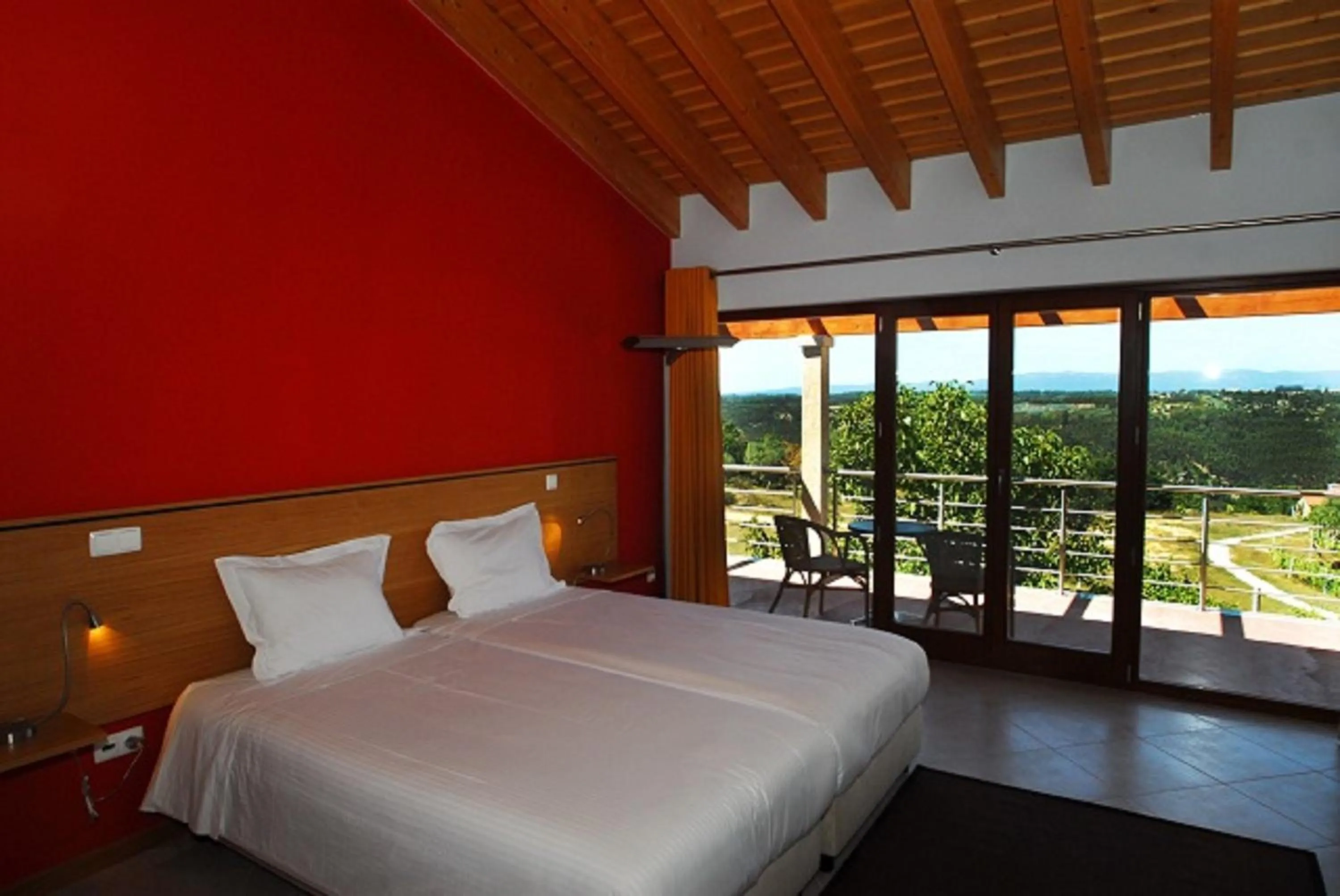 View (from property/room), Bed in Quinta Vale Porcacho