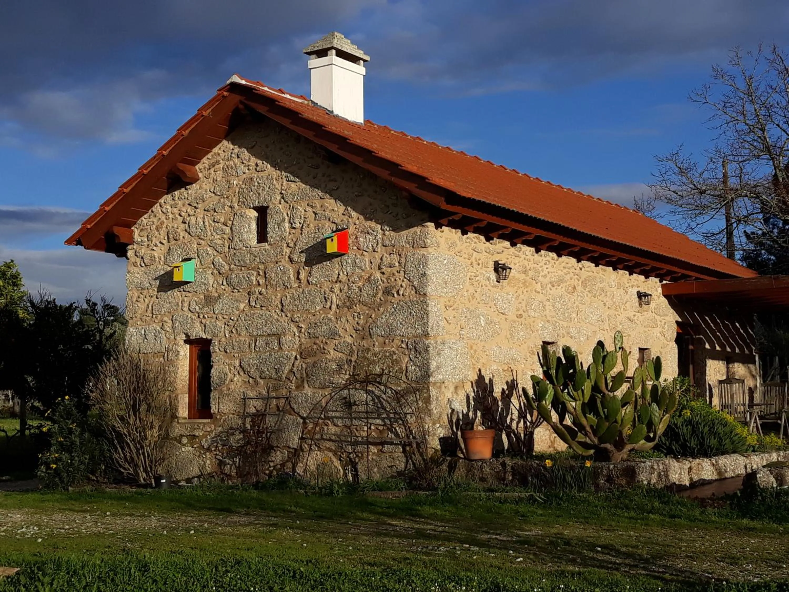 Property building in Quinta Vale Porcacho