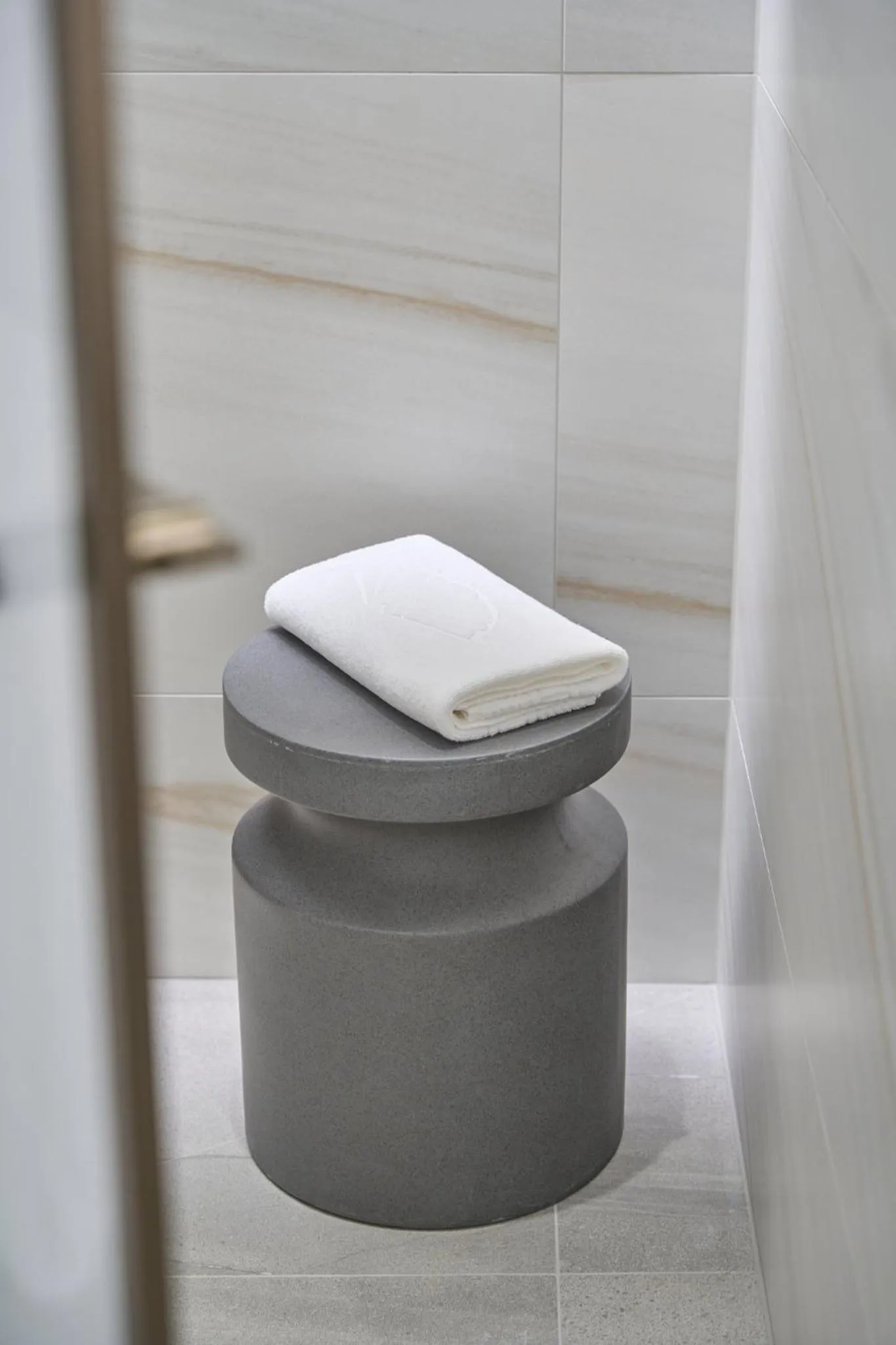 Bedroom in Mandarin Oriental Palace, Luzern