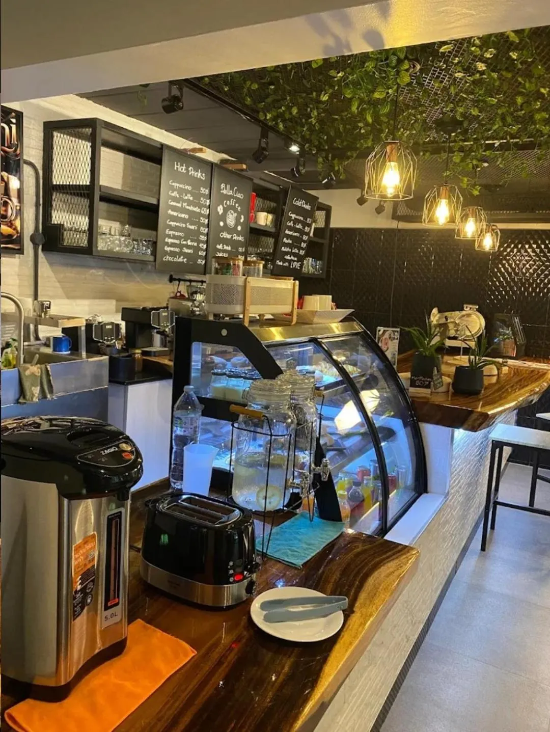 Lounge or bar in Bella Ciao