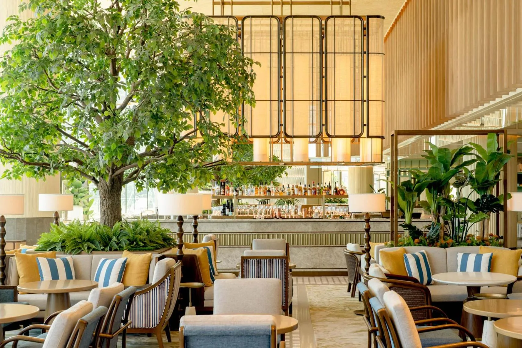 Restaurant/places to eat in The Fullerton Ocean Park Hotel Hong Kong