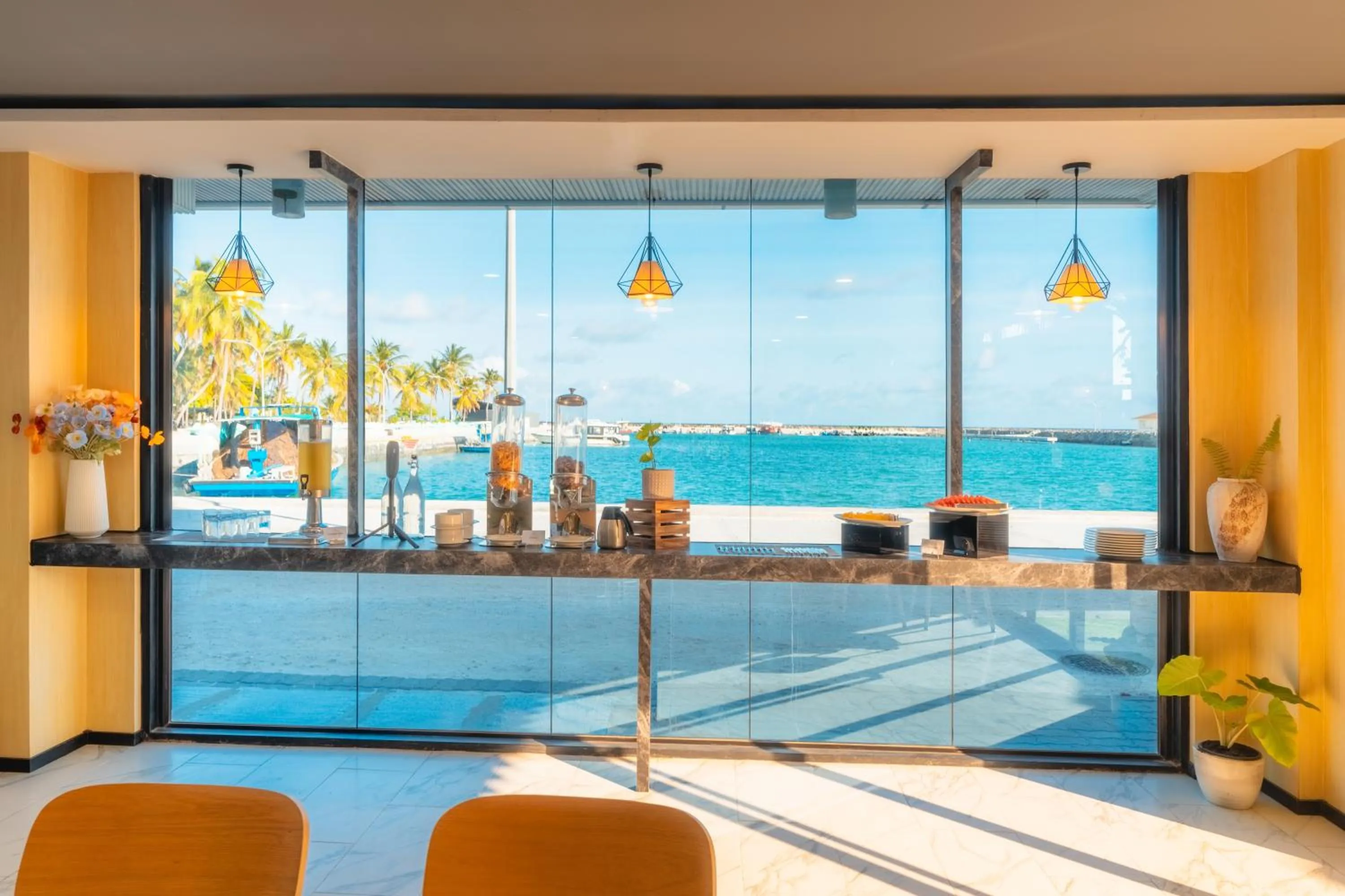 Restaurant/places to eat in Swarn by Hawks Hotels Kamadhoo Baa Atoll