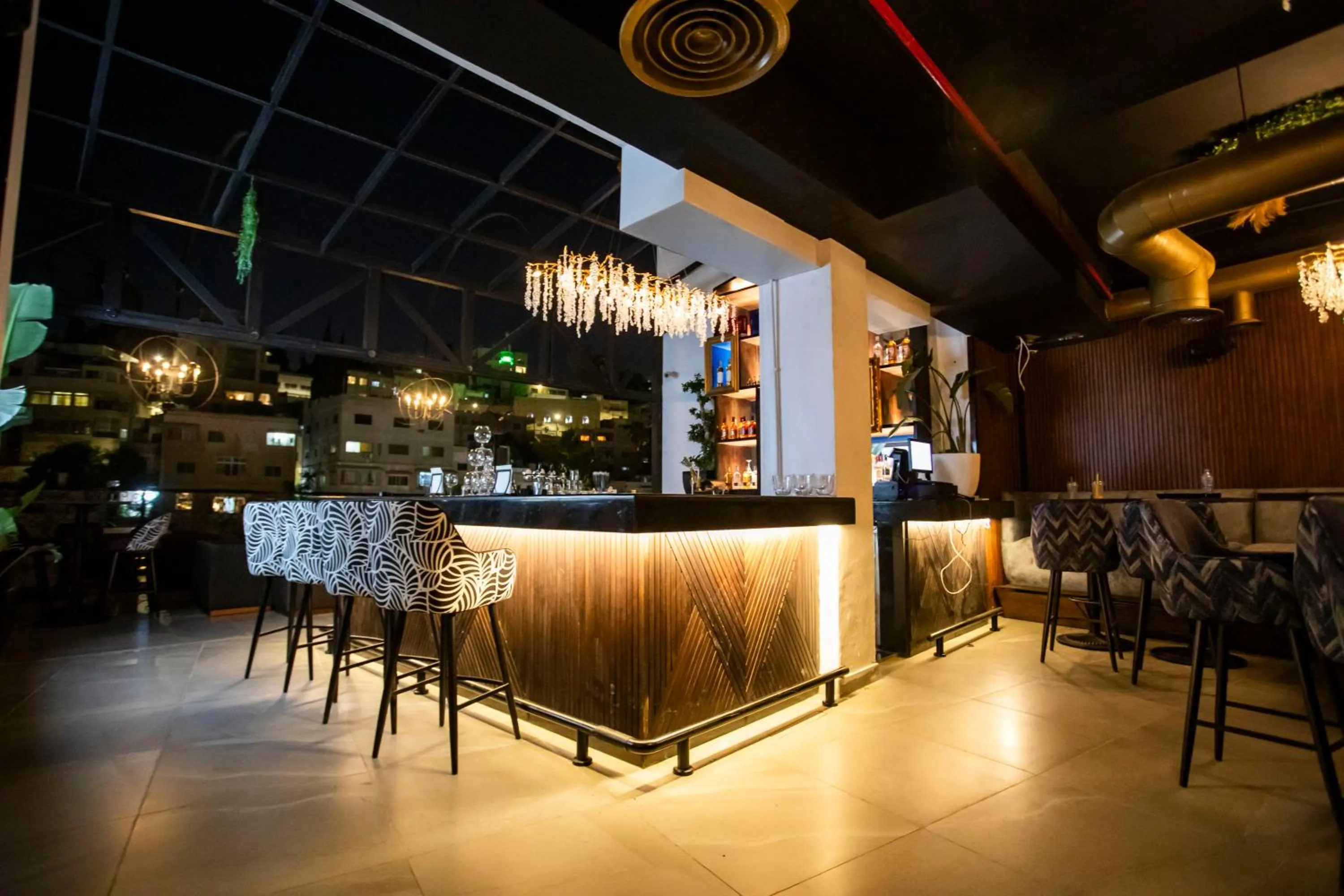 Restaurant/places to eat in Hotel Philosophy