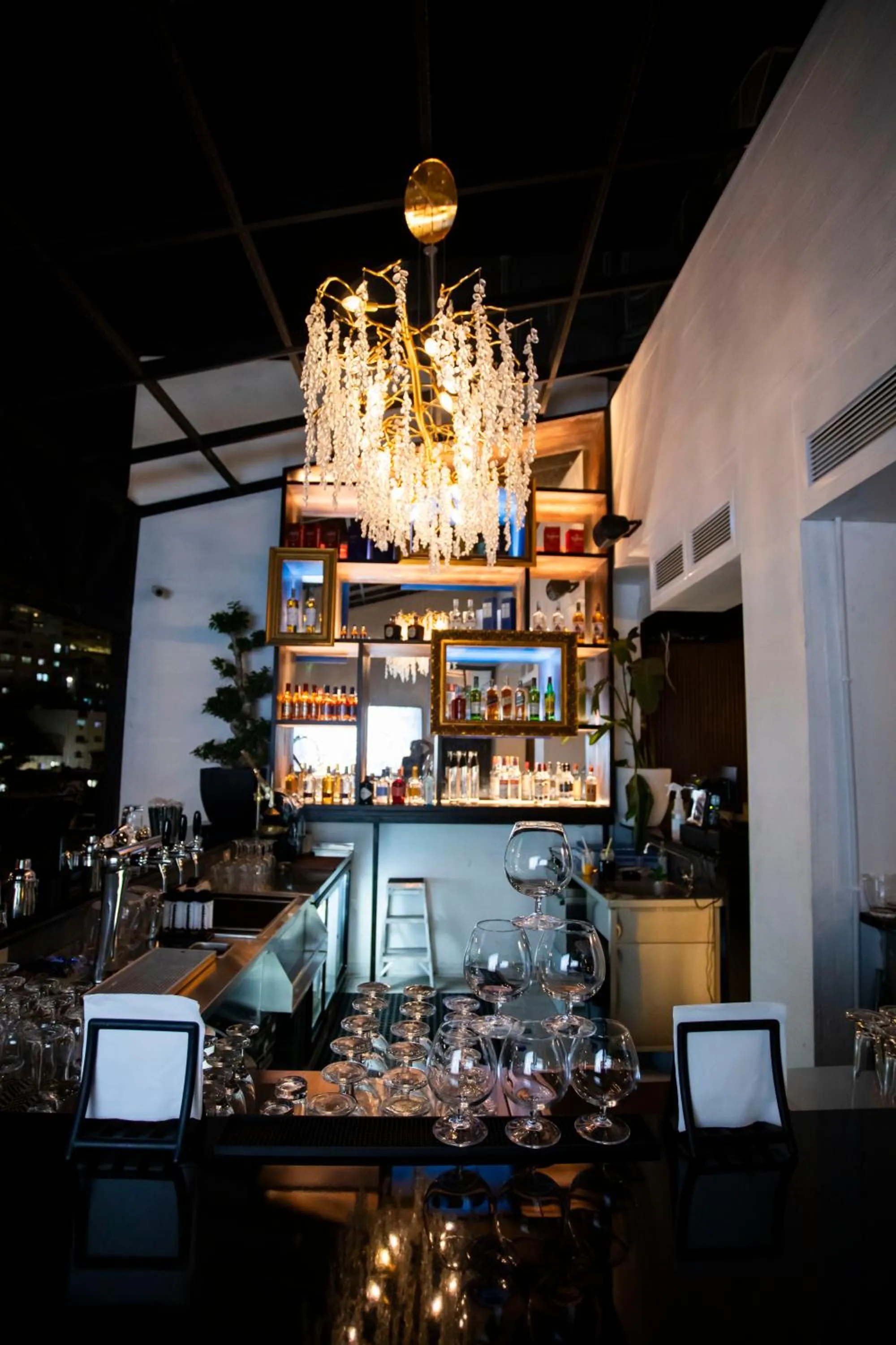 Restaurant/places to eat in Hotel Philosophy