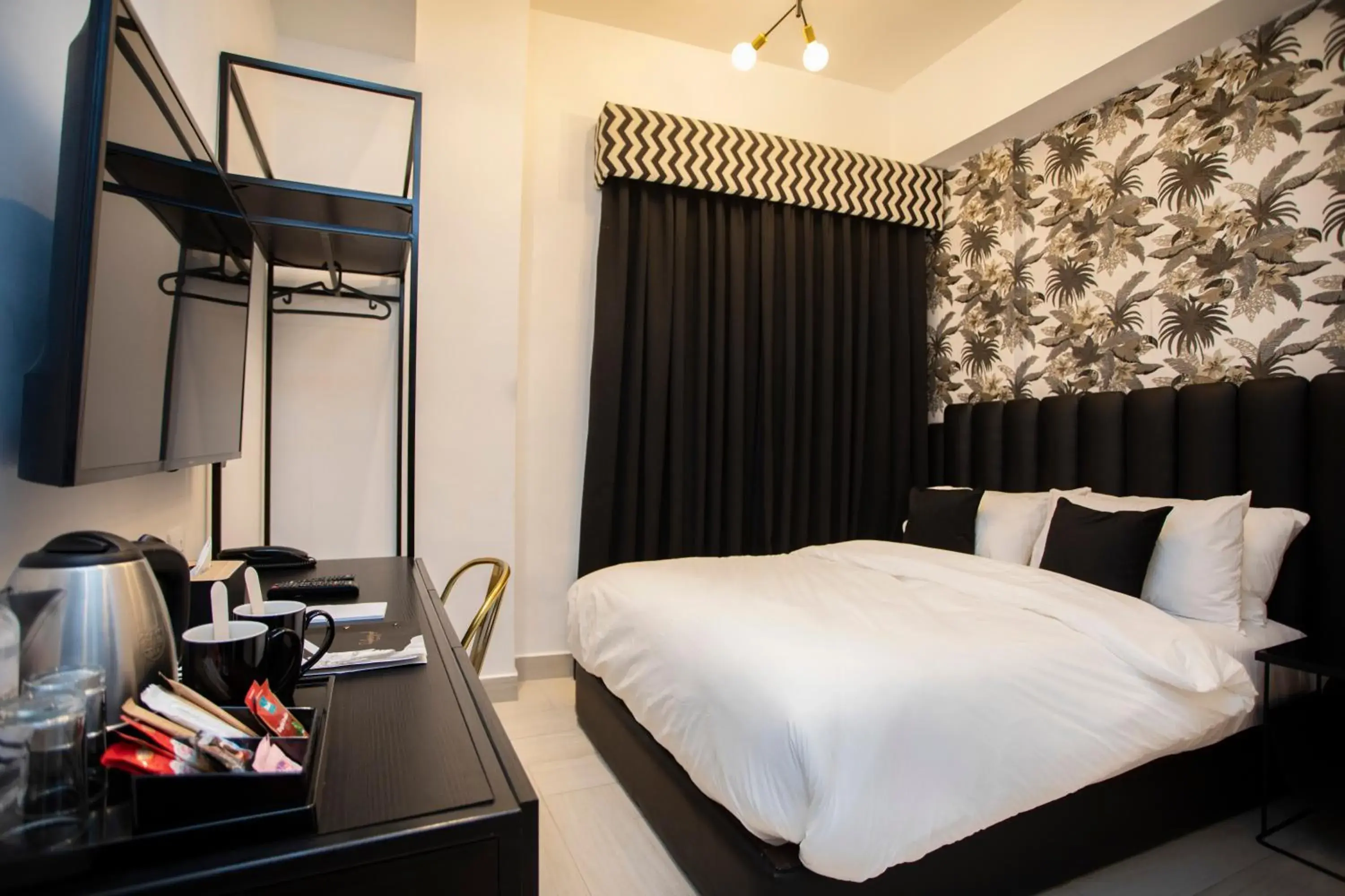 Single Room in Hotel Philosophy Single Room in Hotel Philosophy