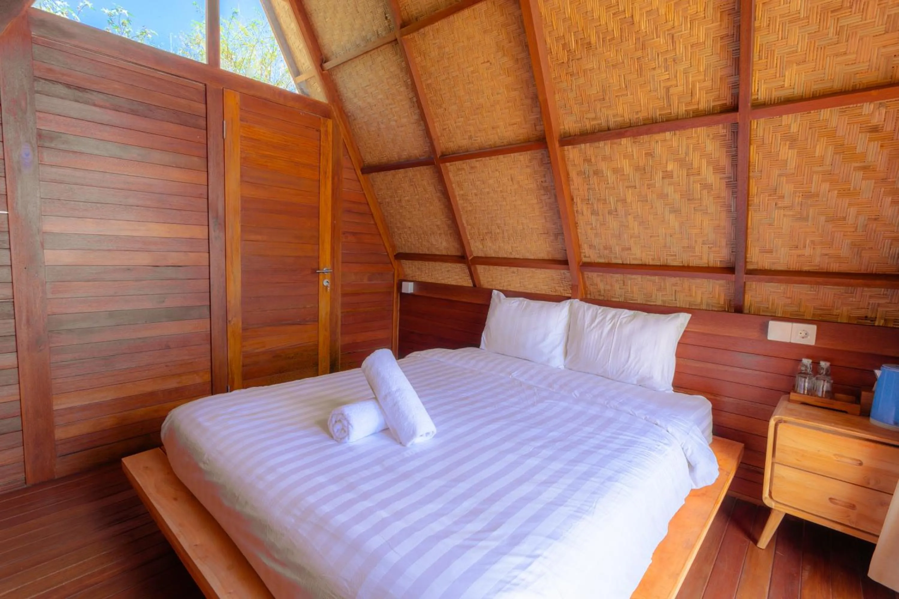 Bed in Segara Camp Kintamani