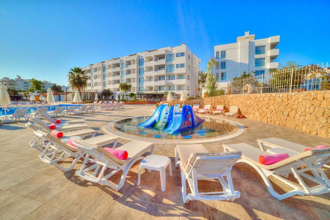 Jasmine Court Hotel & Casino