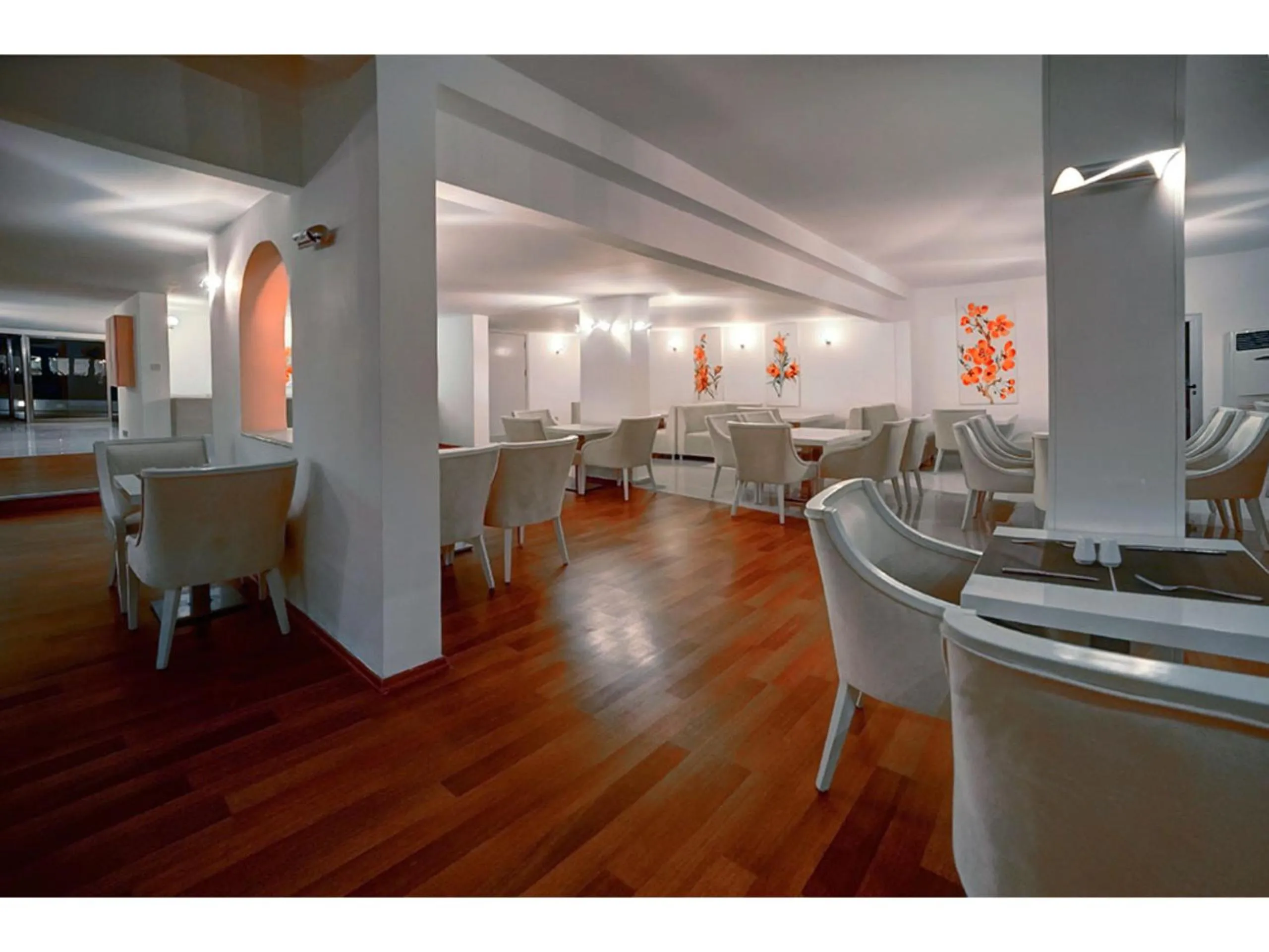 Restaurant/places to eat in Jasmine Court Hotel & Casino