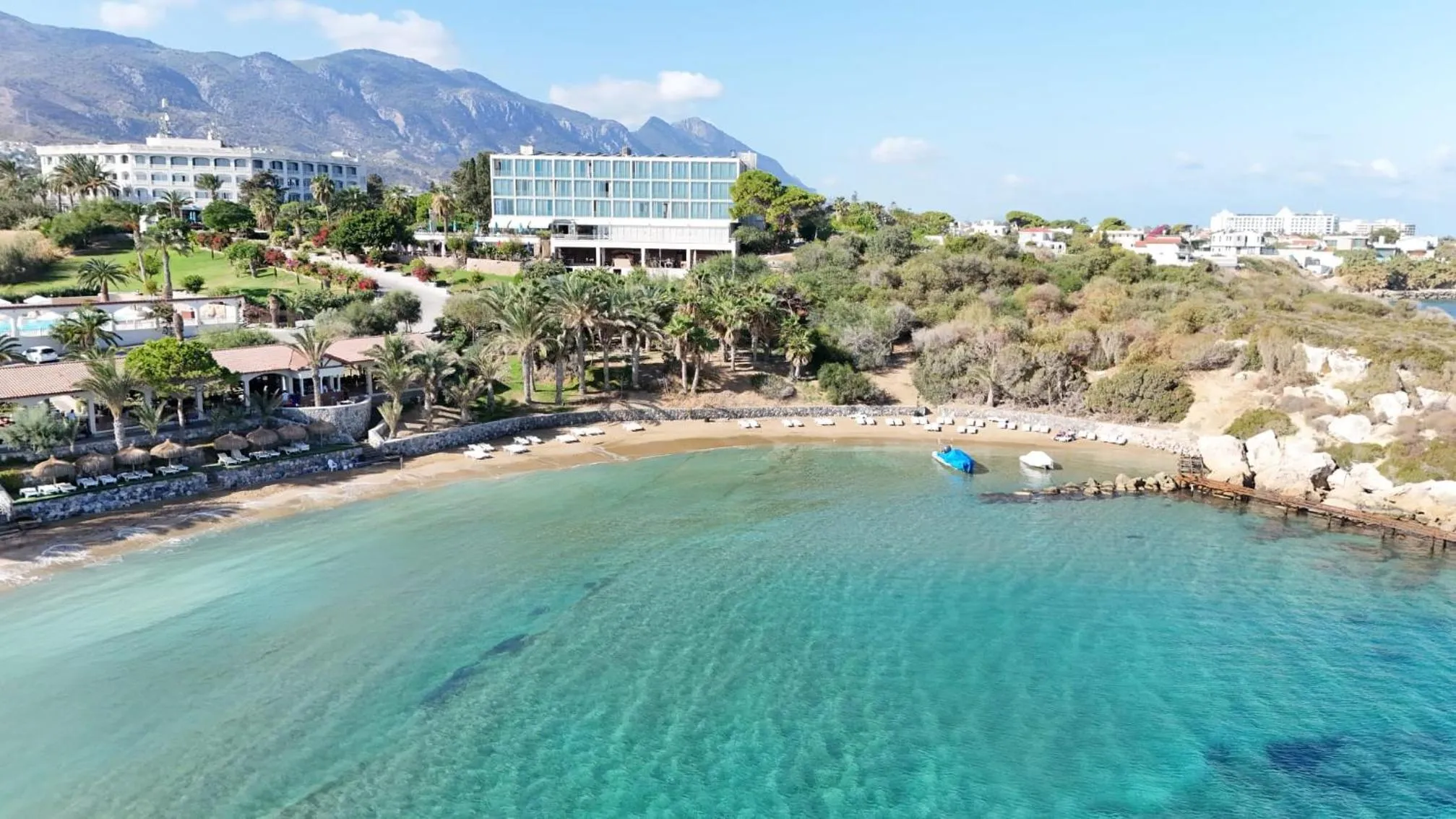 Restaurant/places to eat in Denizkizi Hotel