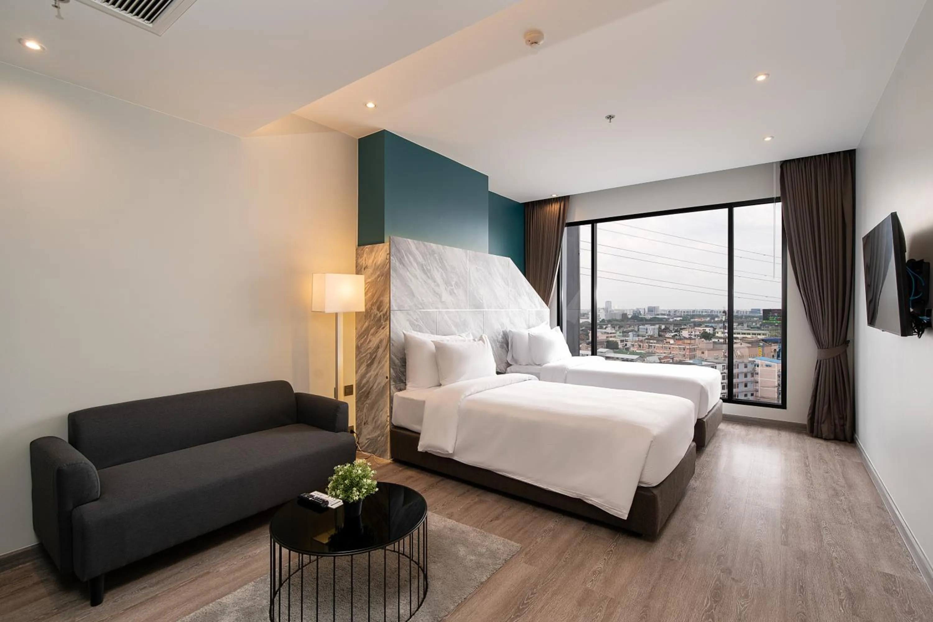 Photo of the whole room, Bed in Thaya Hotel Bangkok