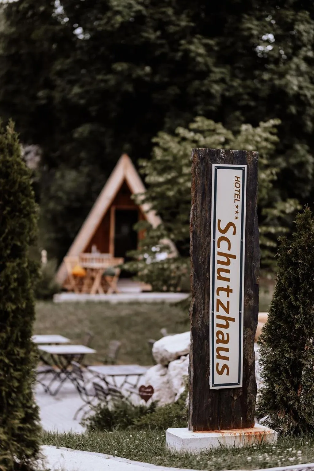 Garden in Das Schutzhaus-Bed and Breakfast-Dein Basislager im Salzkammergut