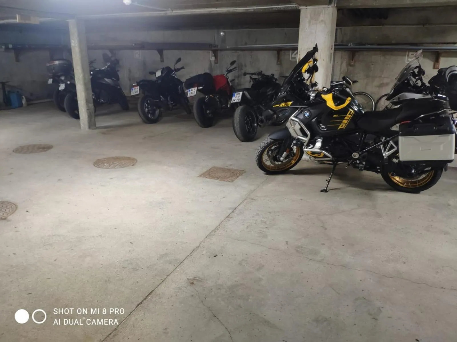 Parking in Chalet Appart'Hôtel l'Eau Vive