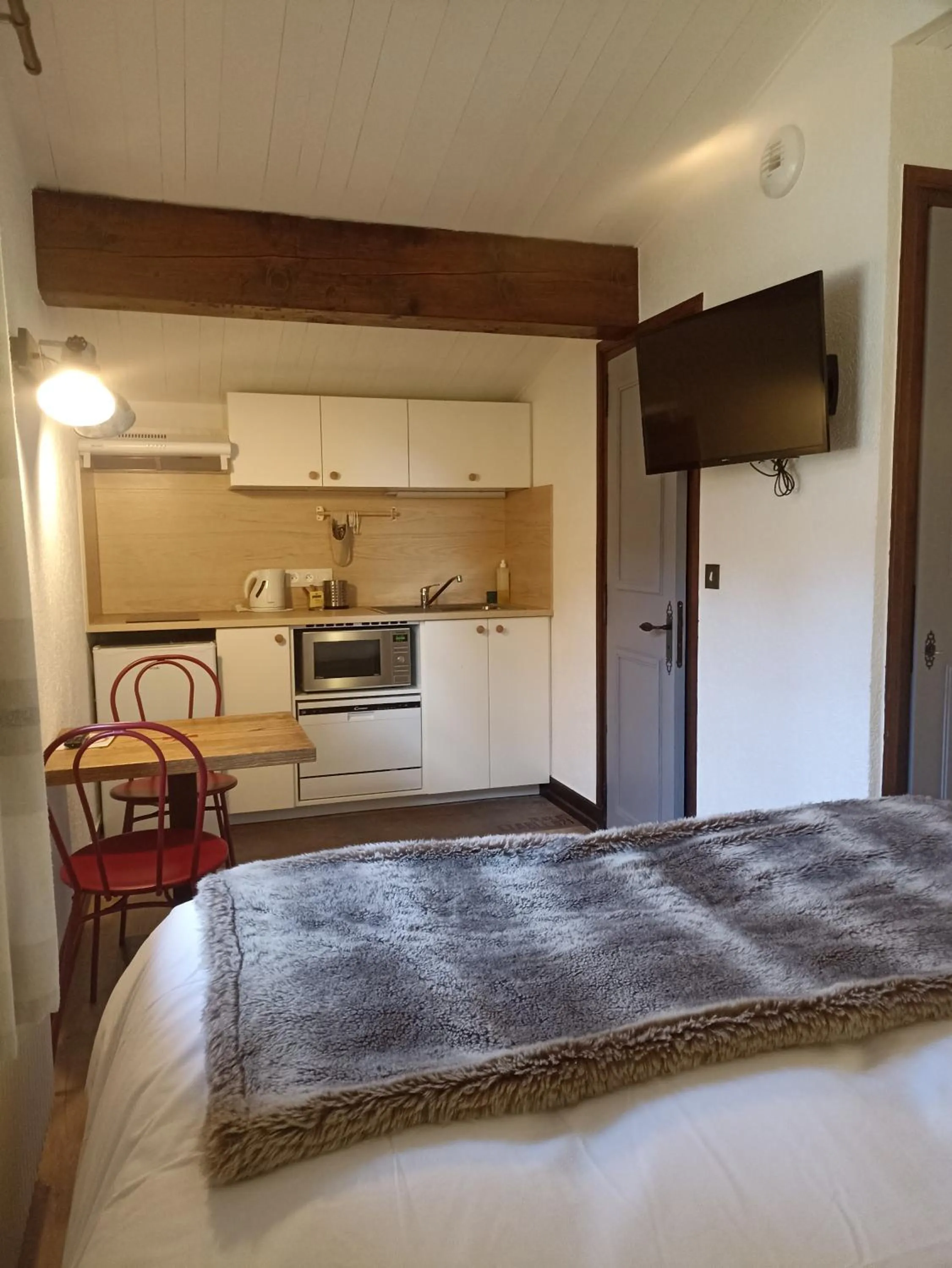 Bed in Chalet Appart'Hôtel l'Eau Vive