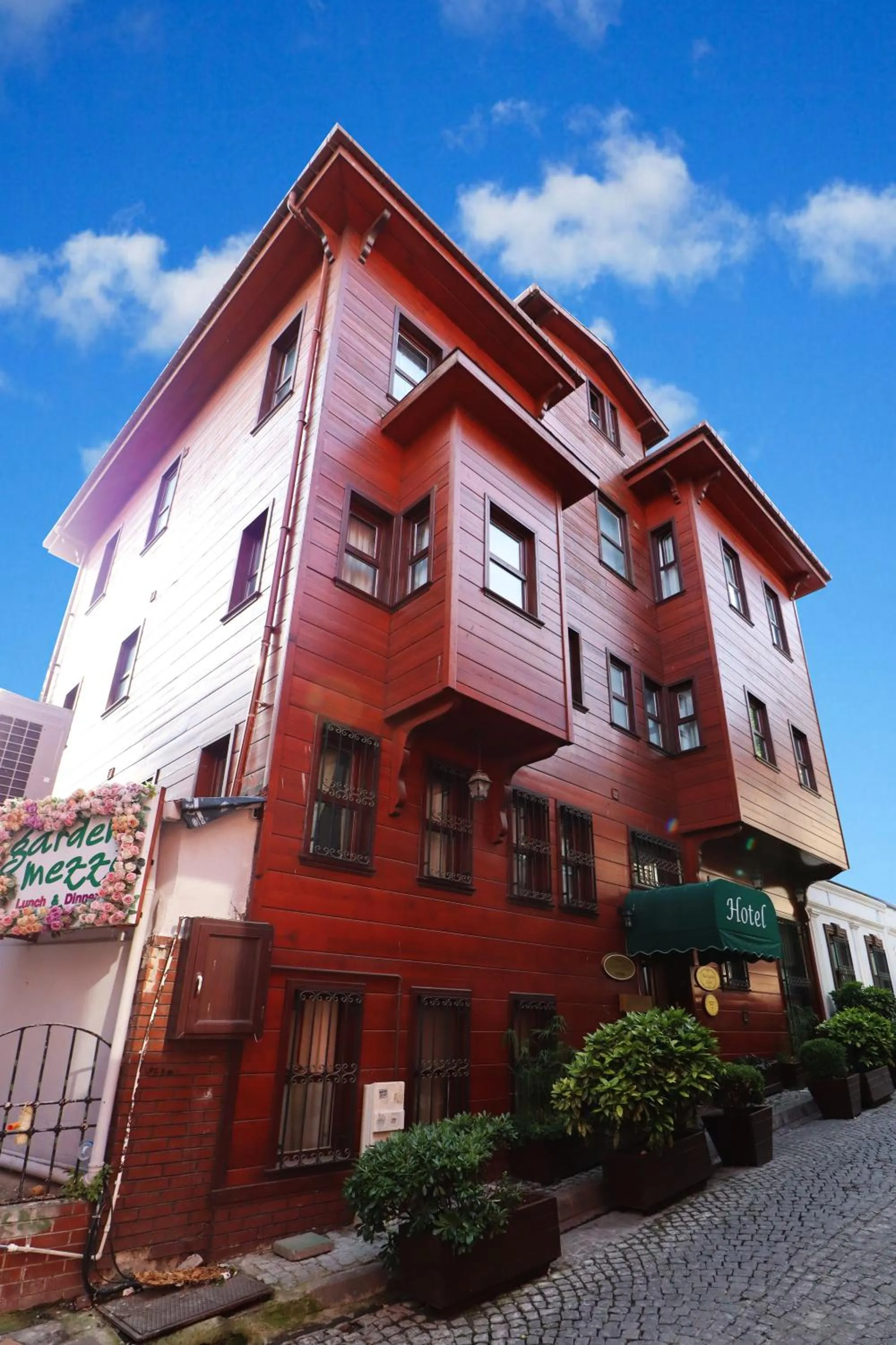 Property building in Garden House Hotel - Special Class