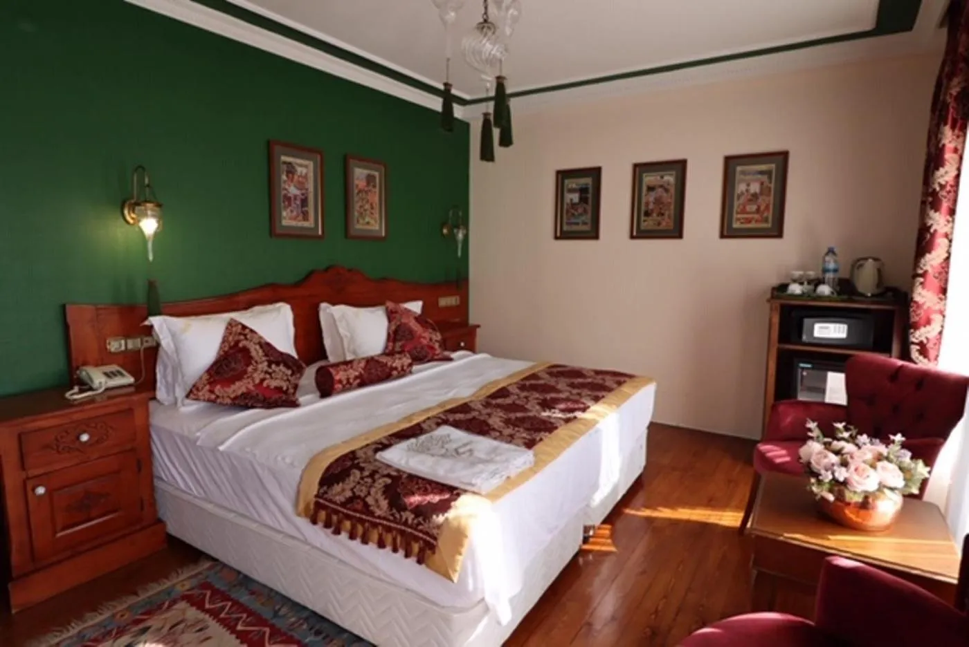 Other, Bed in Garden House Hotel - Special Class