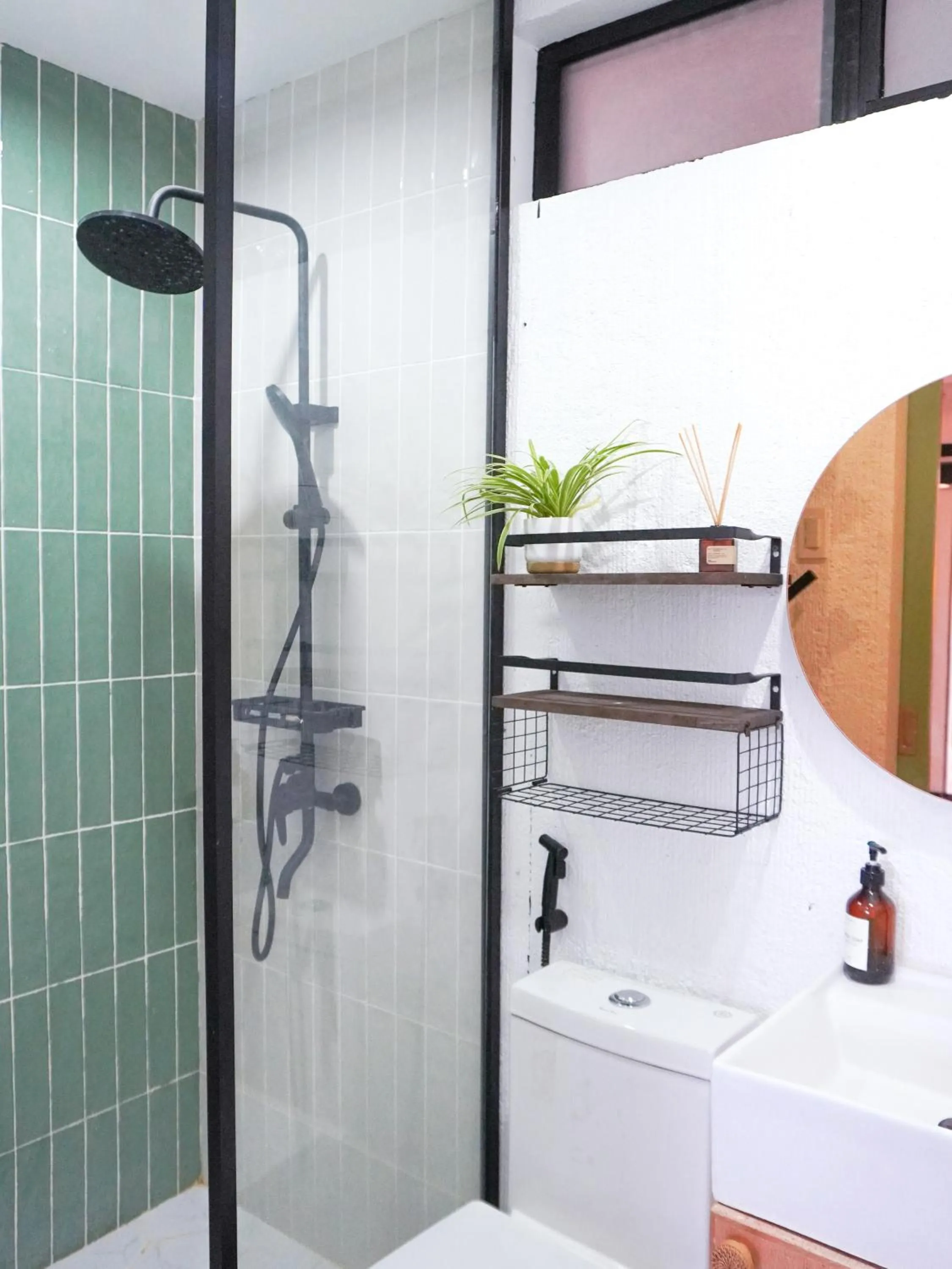 Shower in Urban Oasis Resort, Tarlac