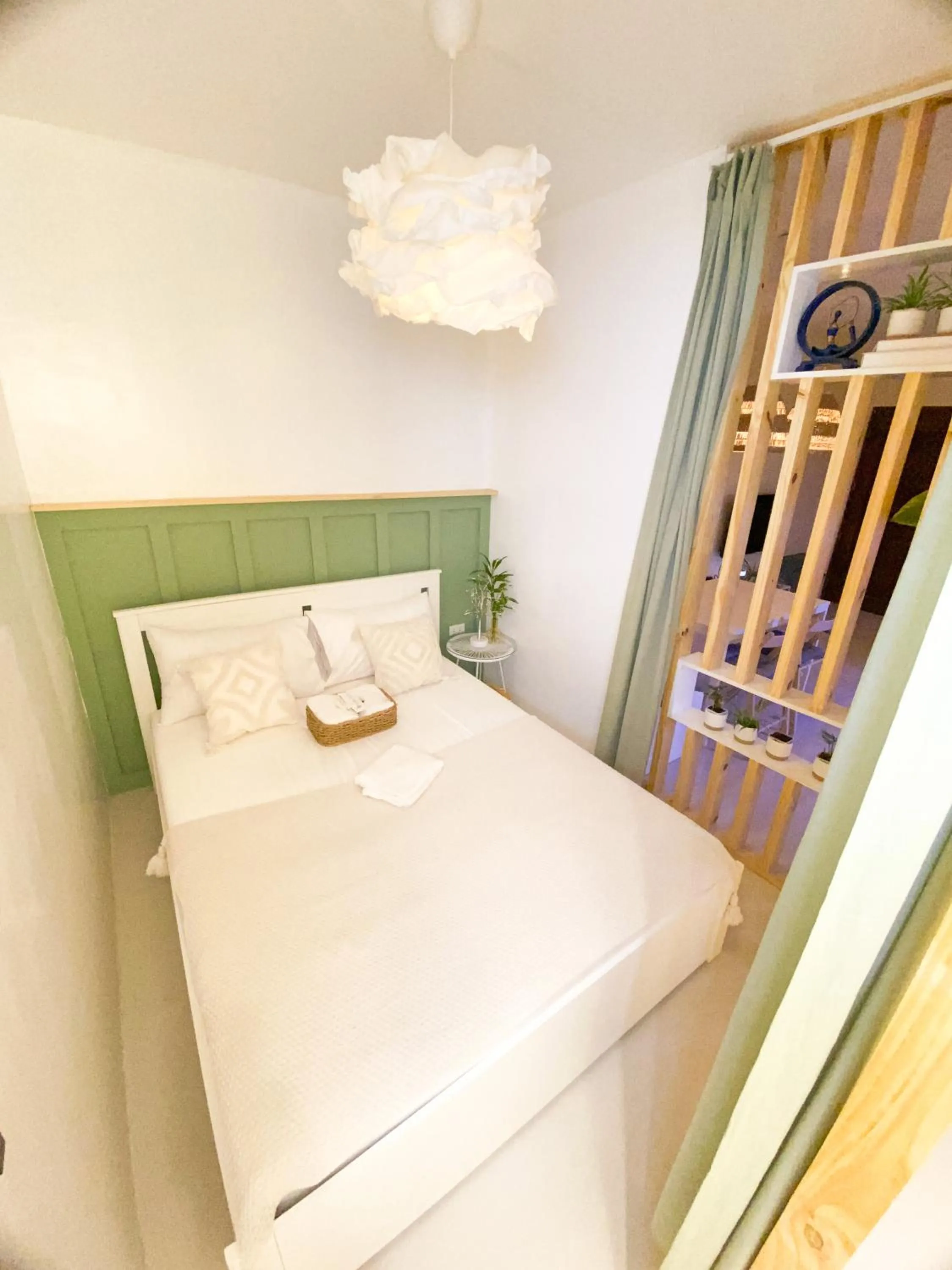 Bedroom, Bed in Urban Oasis Resort, Tarlac