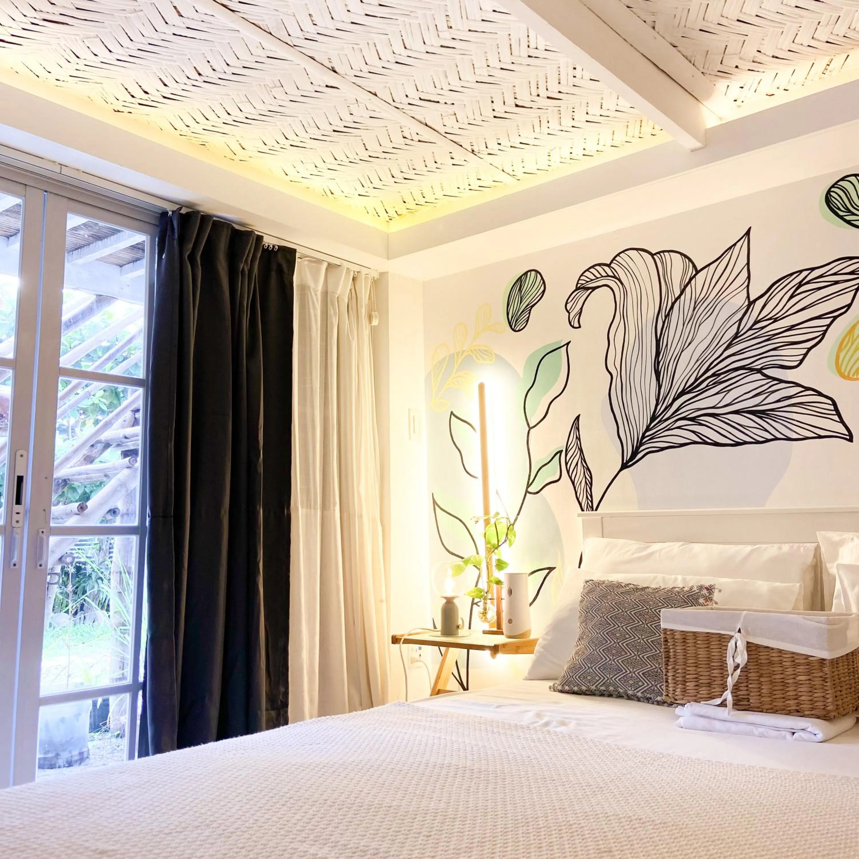 Bedroom, Bed in Urban Oasis Resort, Tarlac