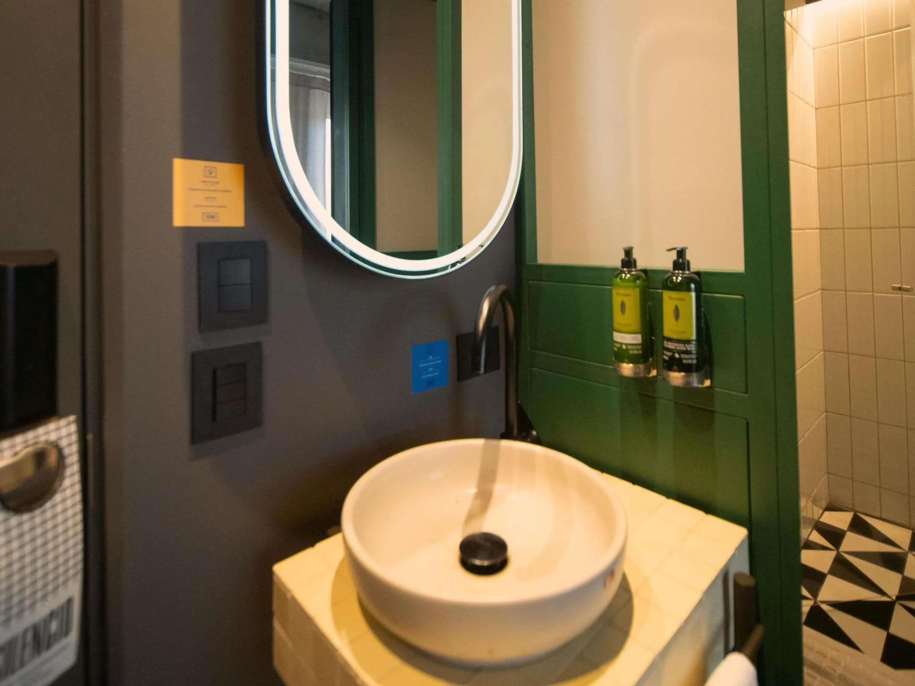 Bedroom in Tribe Medellín