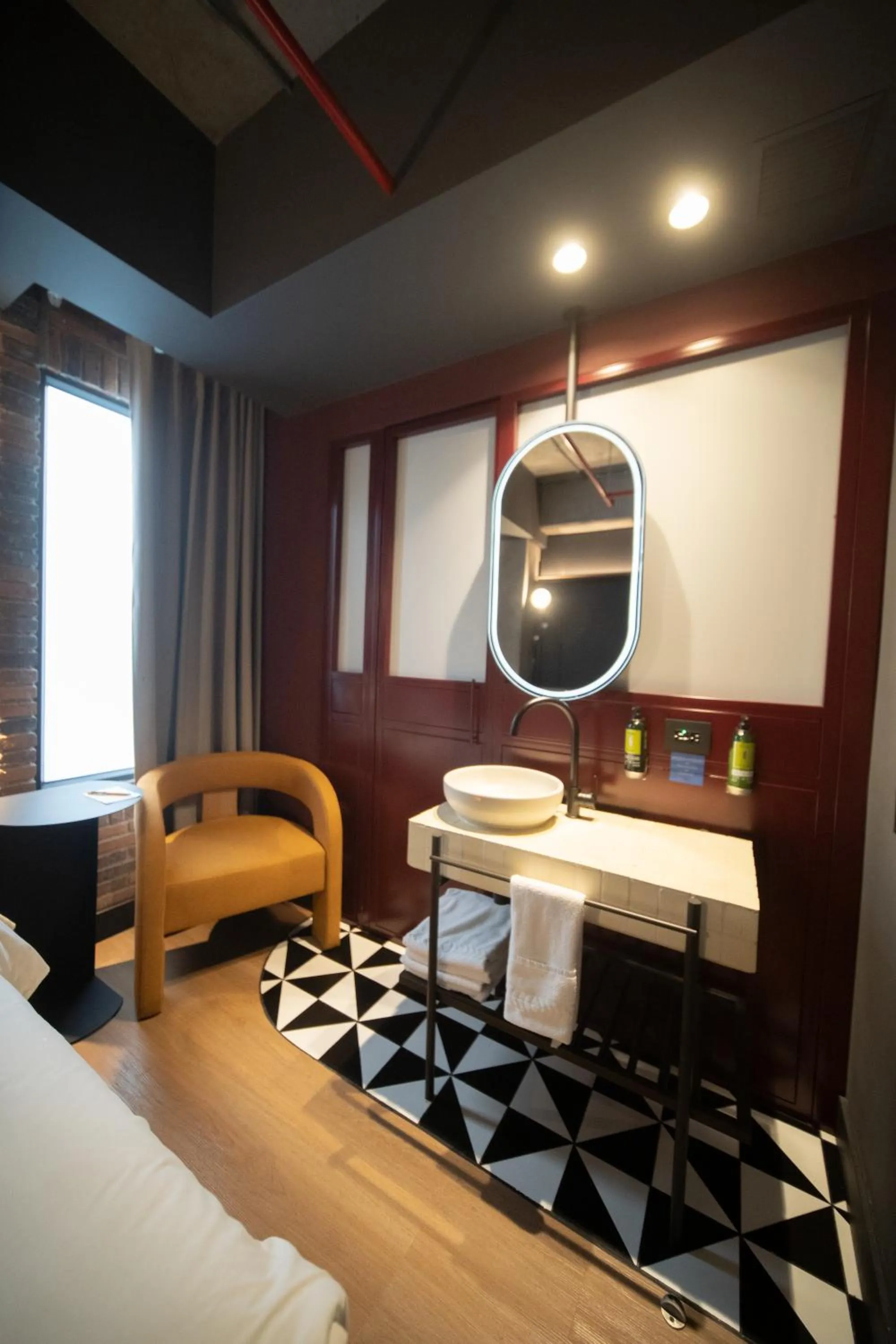 Bathroom, Bed in Tribe Medellín