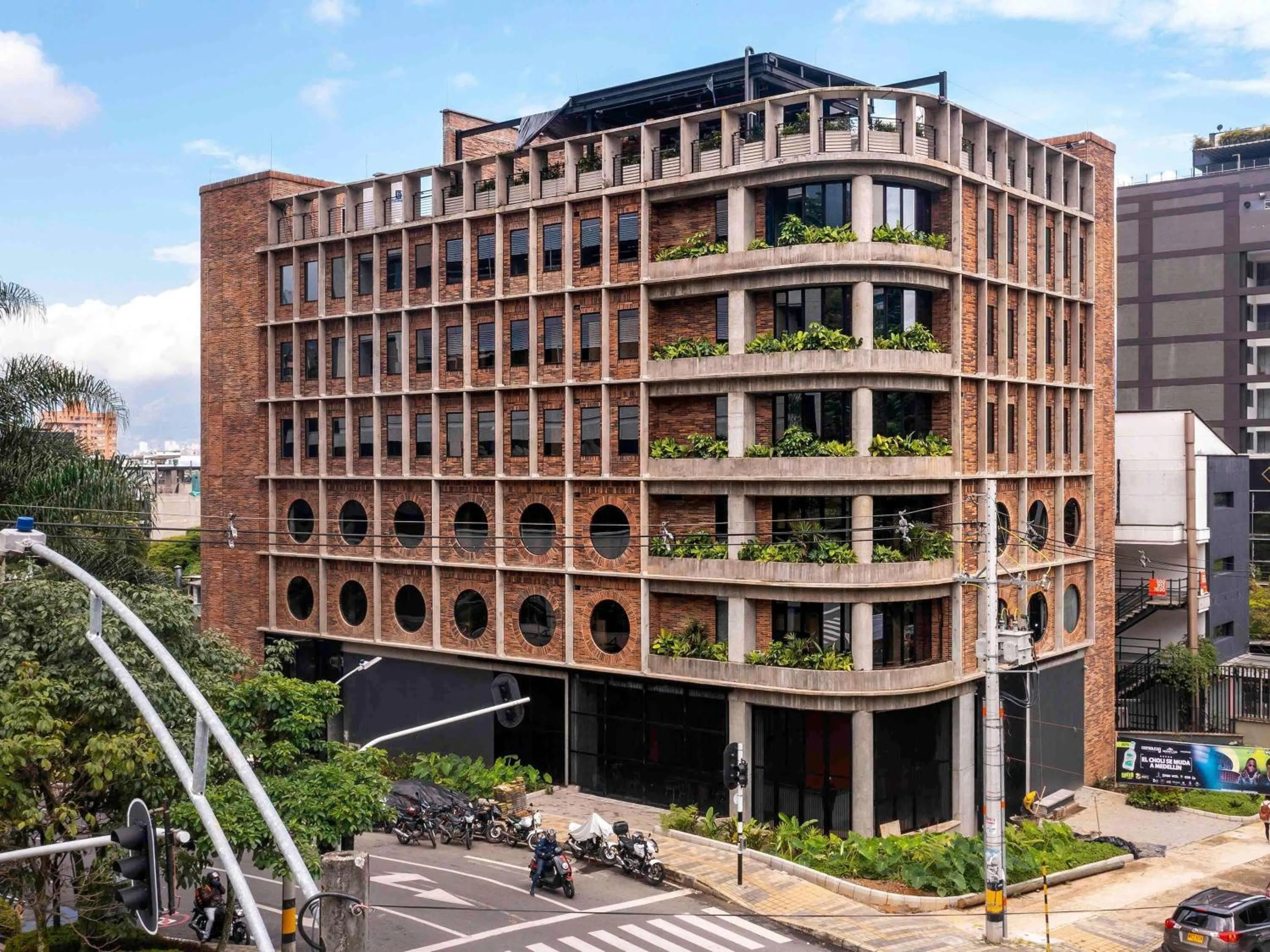 Property building in Tribe Medellín