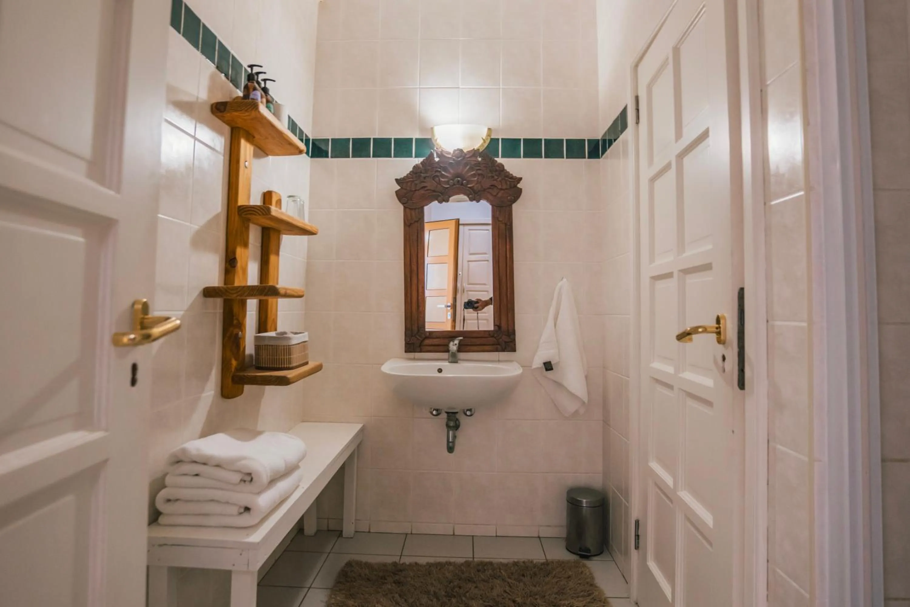 Bathroom in Ocean House Swakopmund