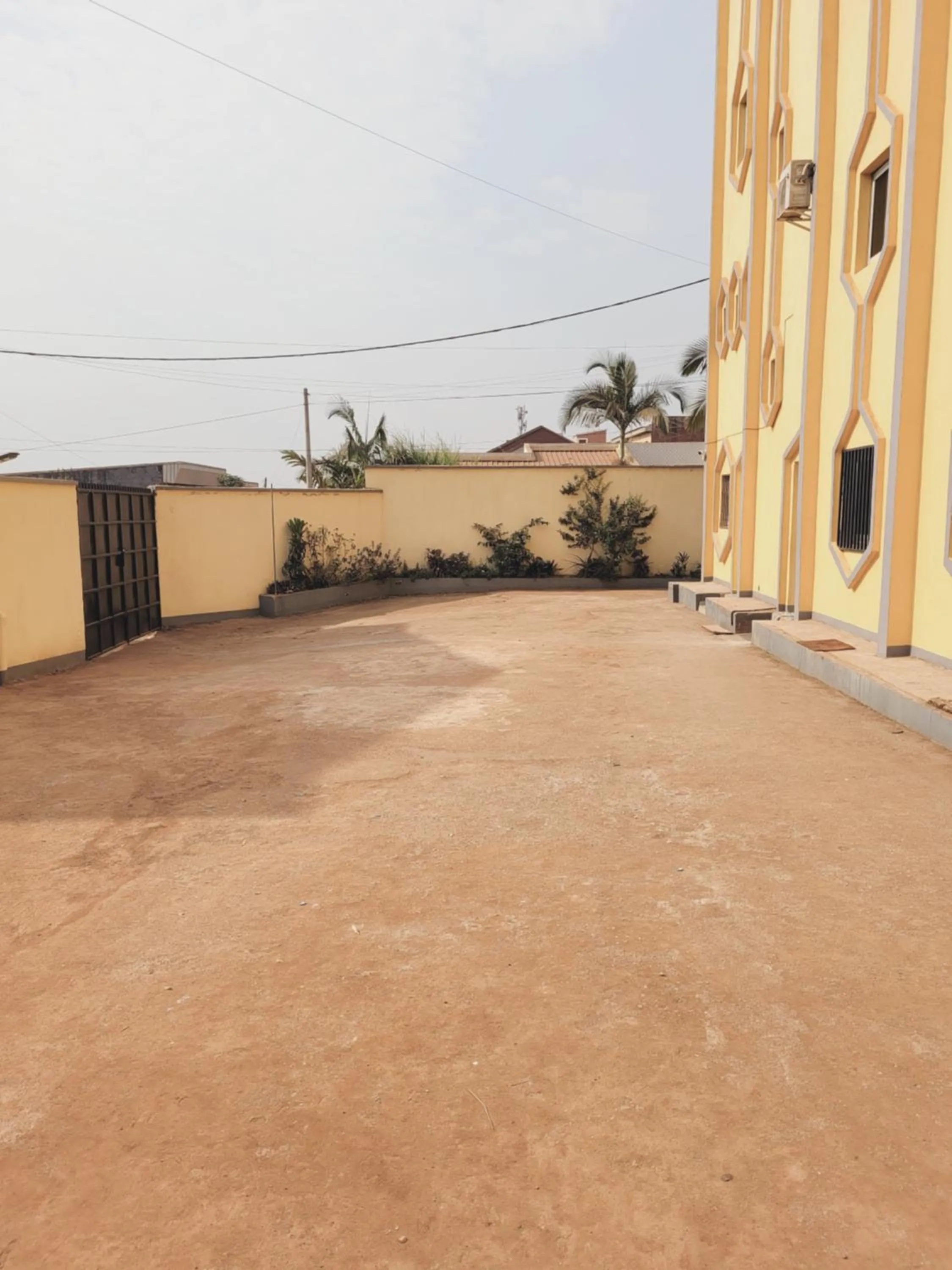 Patio in Hôtel Altitel