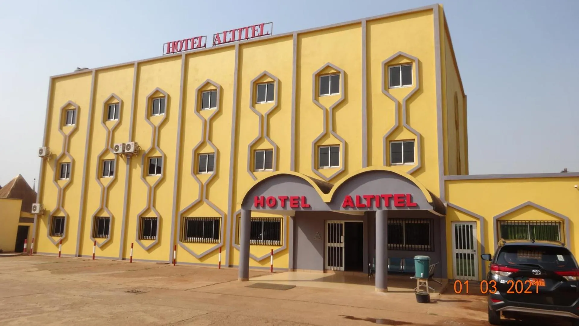 Property building in Hôtel Altitel