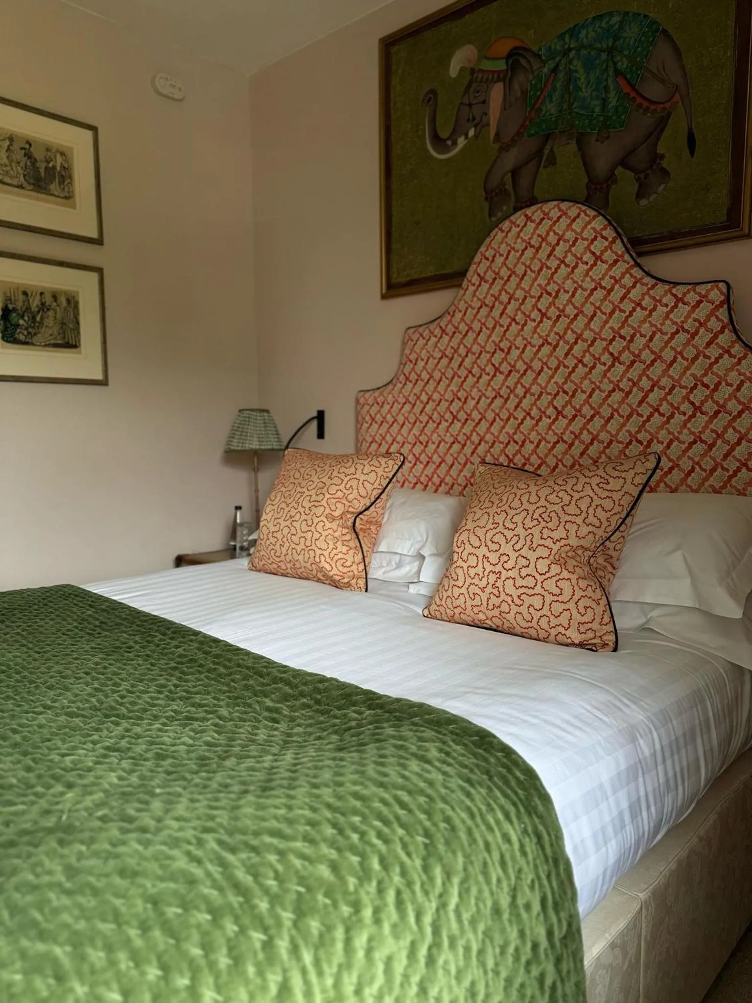 Bed in The King's Head