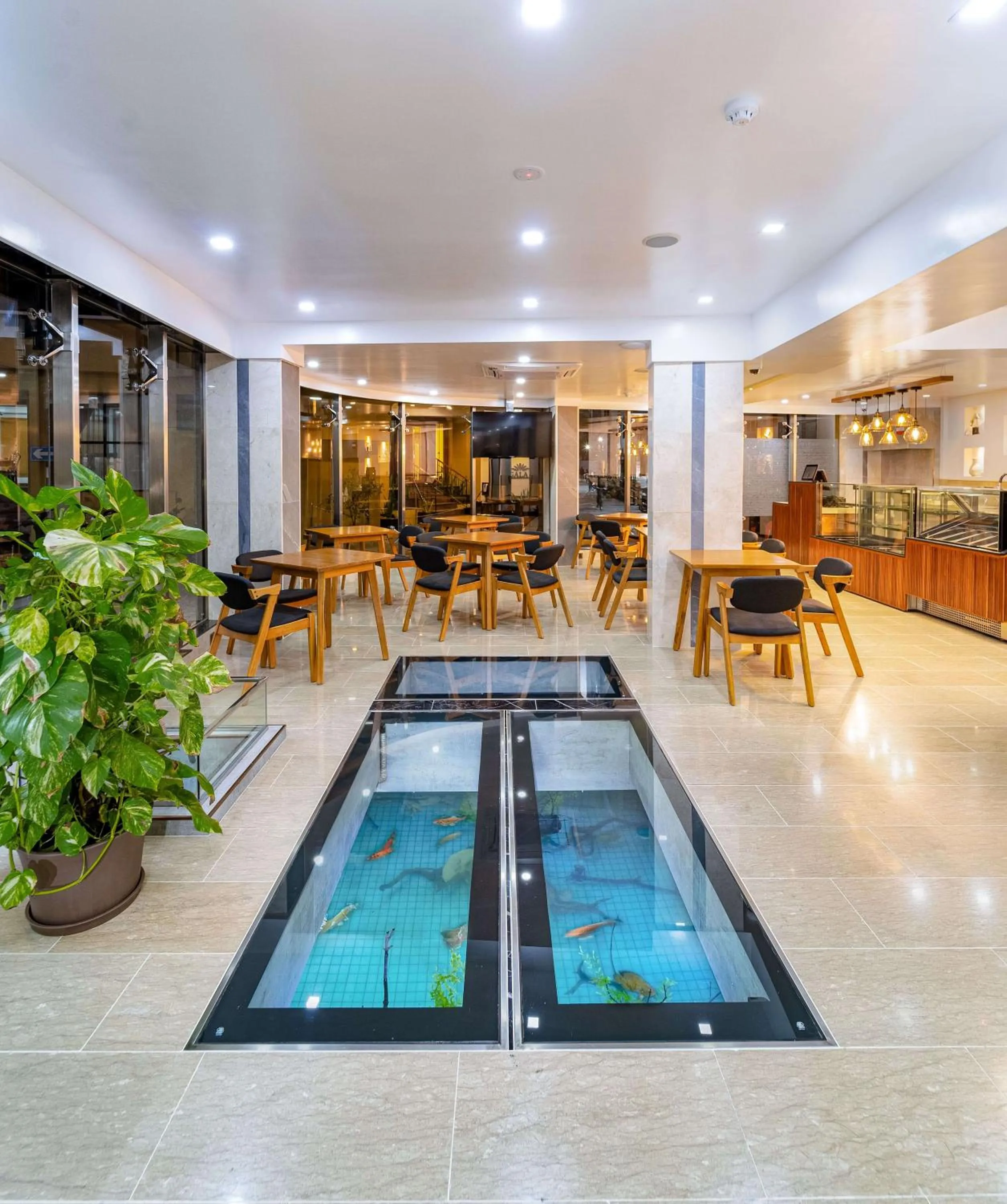 Property building in Marukab Plaza