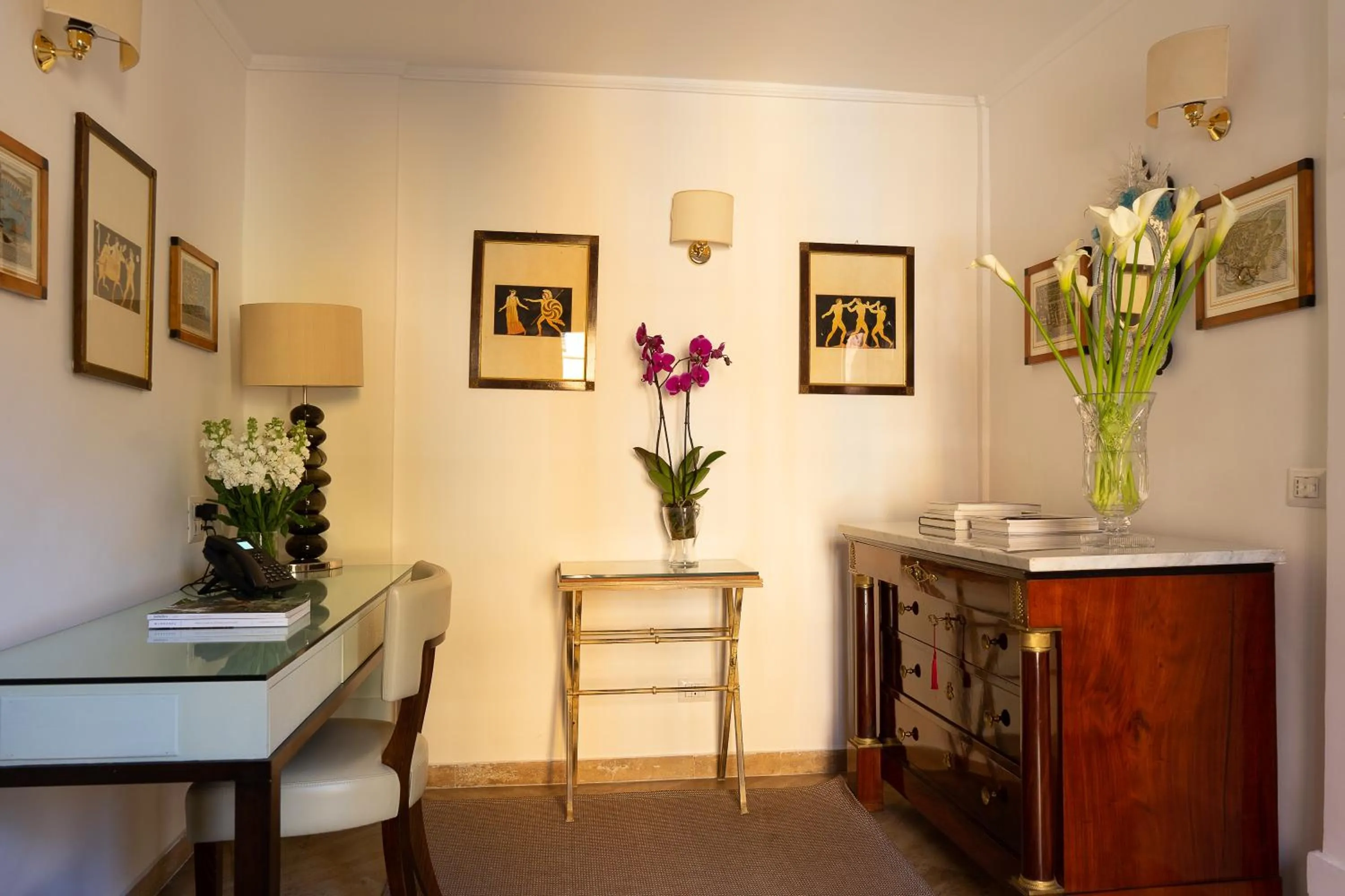 hair dresser in Babuino 79