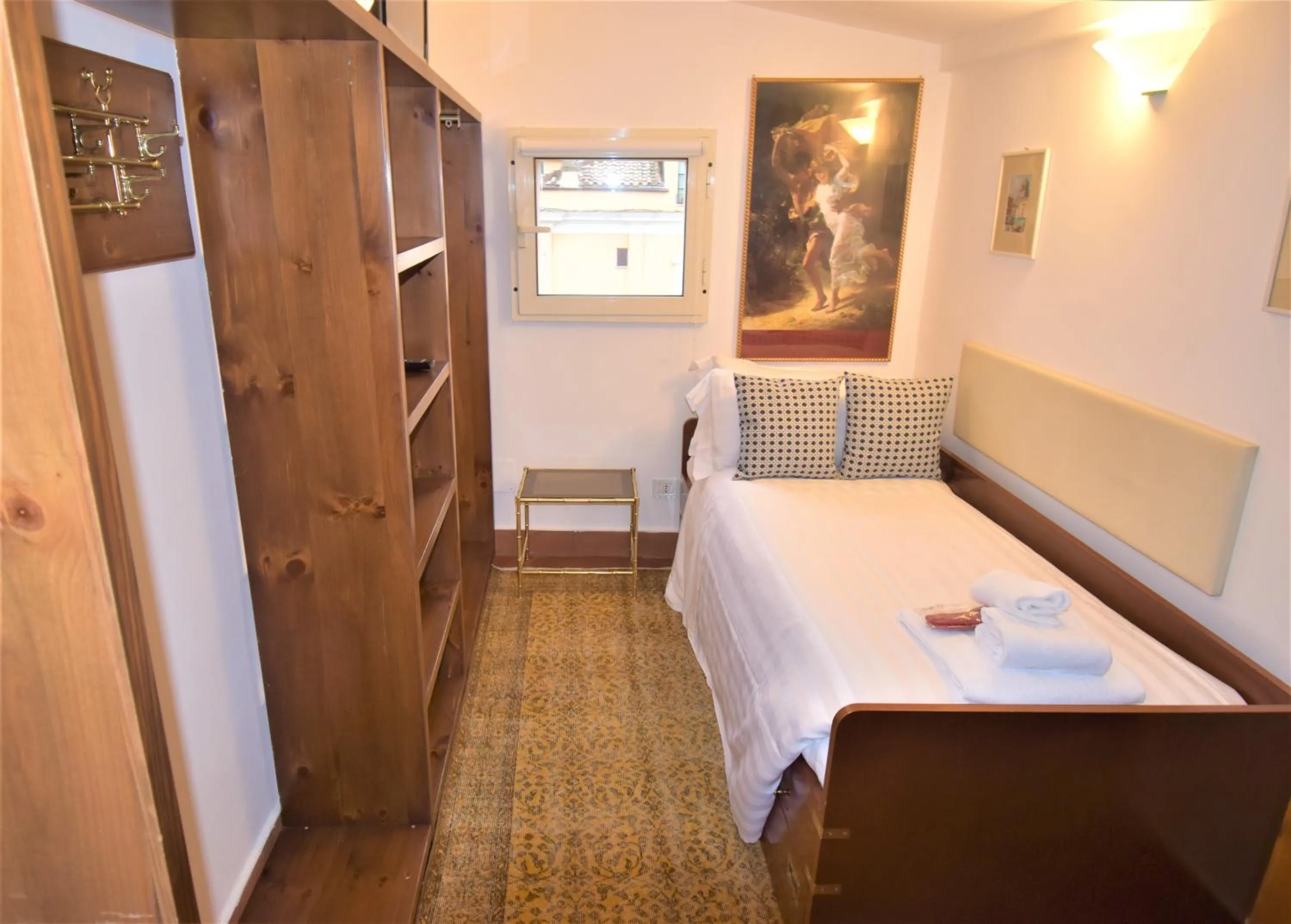 Bedroom, Bed in Babuino 79