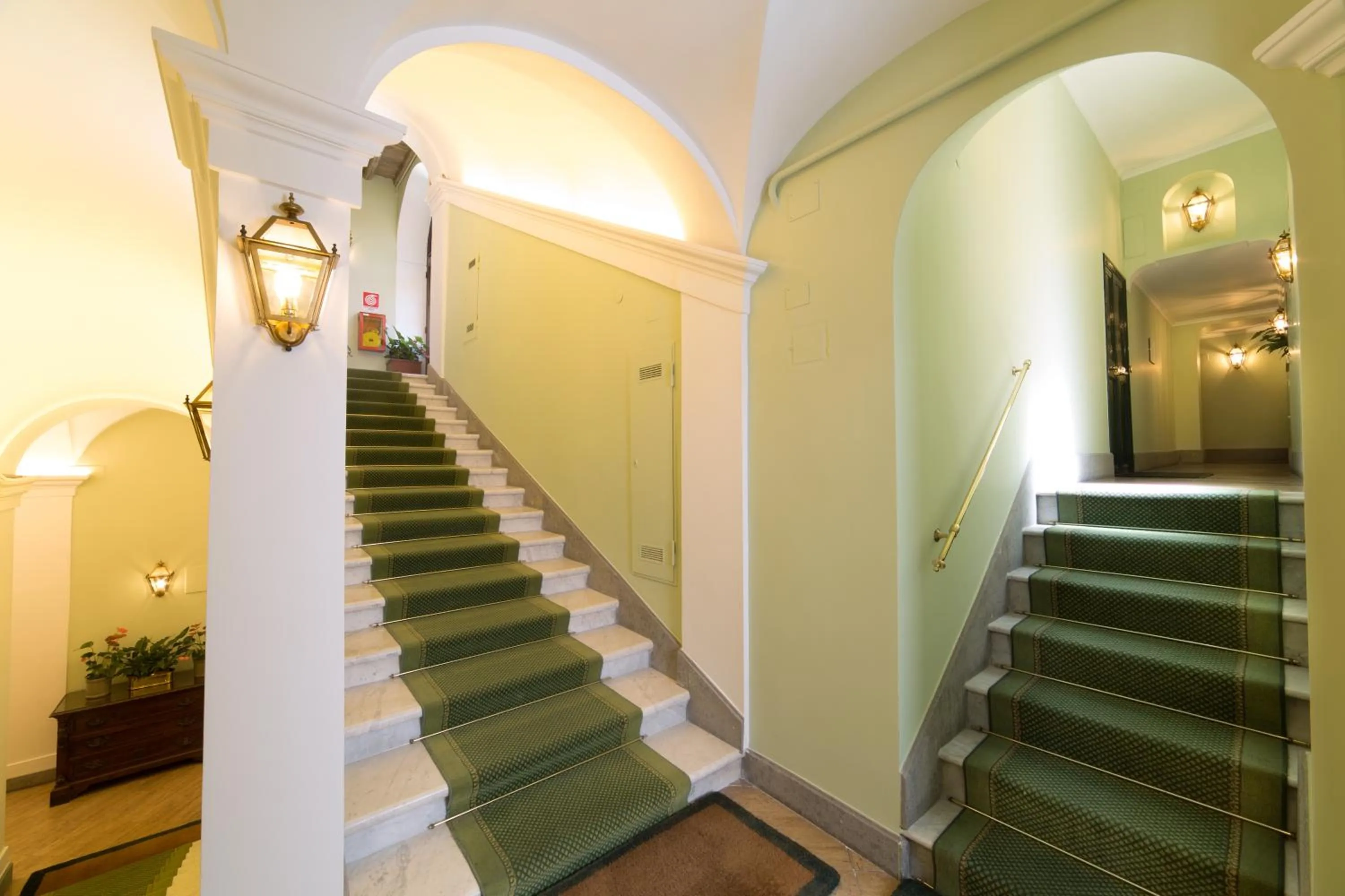 View (from property/room) in Babuino 79