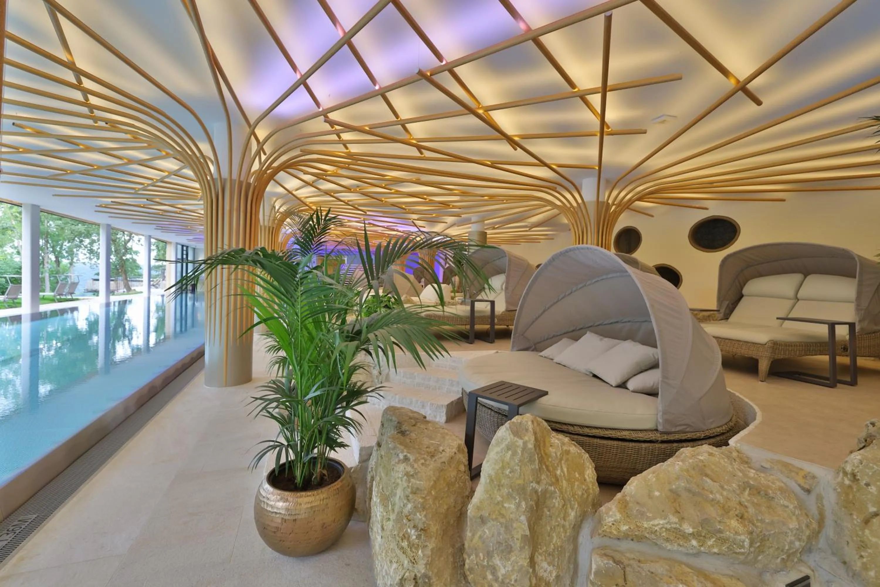 Swimming pool in Mawell Resort