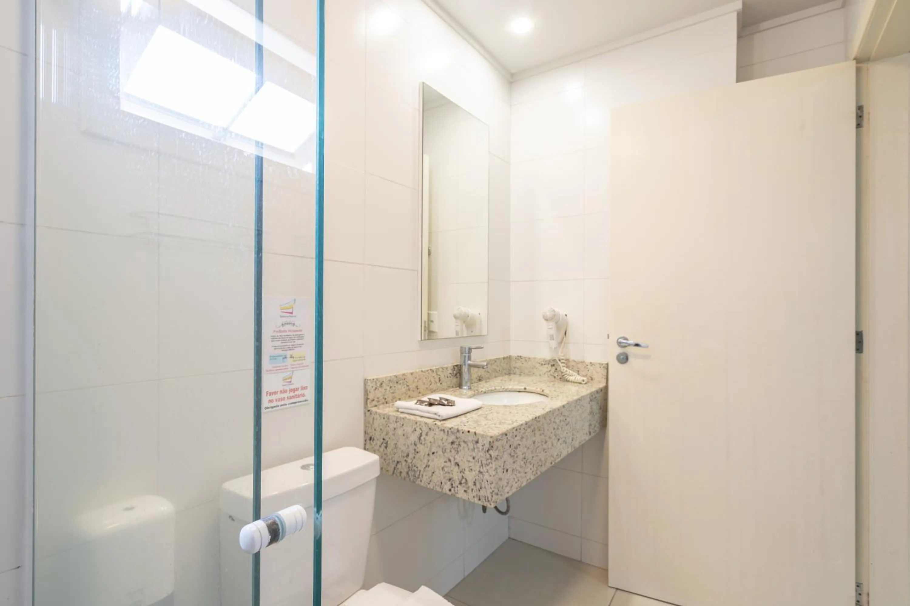 Bathroom in Pousada Quinta da Baleeira